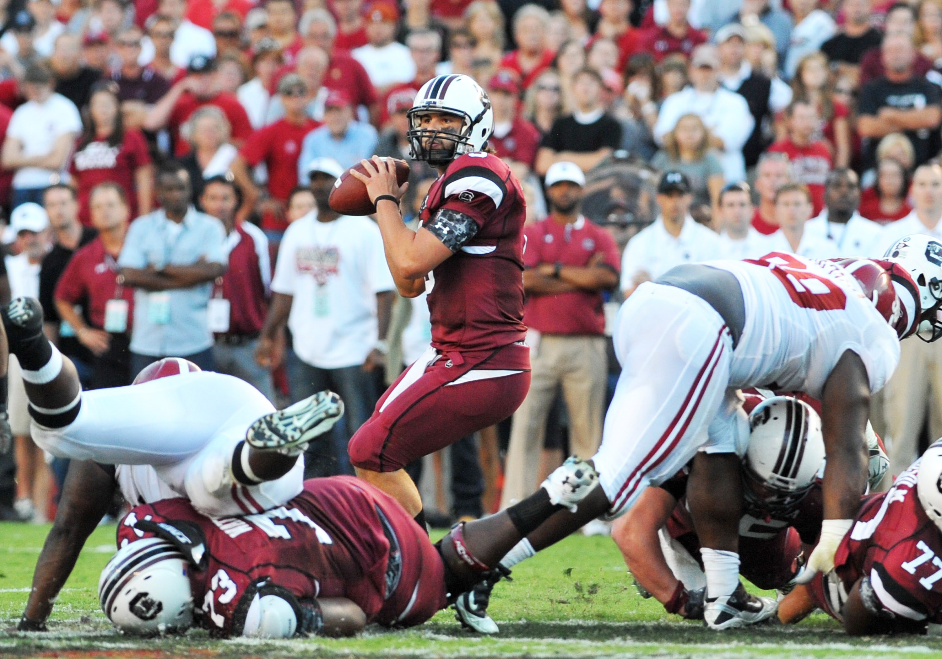 COLUMBIA, SC - OCTOBER 9: Quarterback Stephen Garcia #5 of the South Carolina Gamecocks sets to pass against the Alabama Crimson Tide October 9, 2010 at Williams-Brice Stadium in Columbia, South Carolina.  (Photo by Al Messerschmidt/Getty Images)