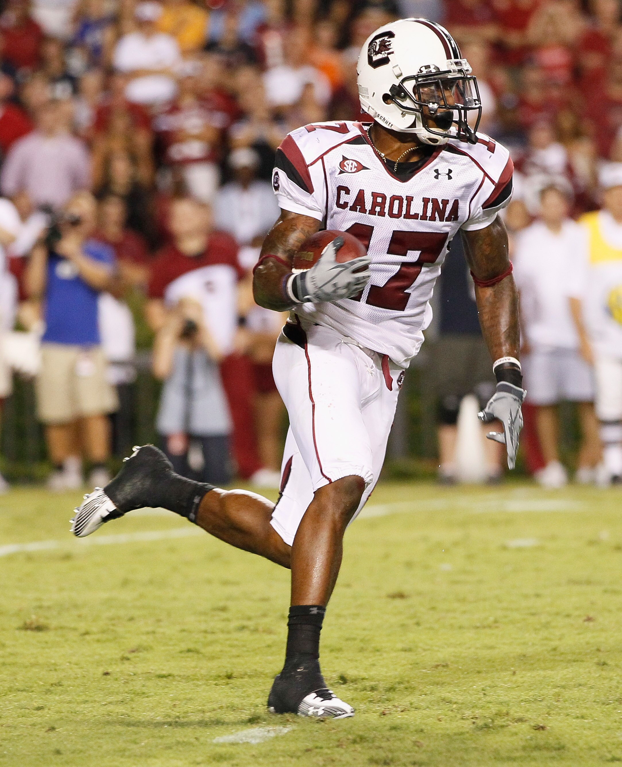 AUBURN, AL - SEPTEMBER 25:  Chris Culliver #17 of the South Carolina Gamecocks against the Auburn Tigers at Jordan-Hare Stadium on September 25, 2010 in Auburn, Alabama.  (Photo by Kevin C. Cox/Getty Images)