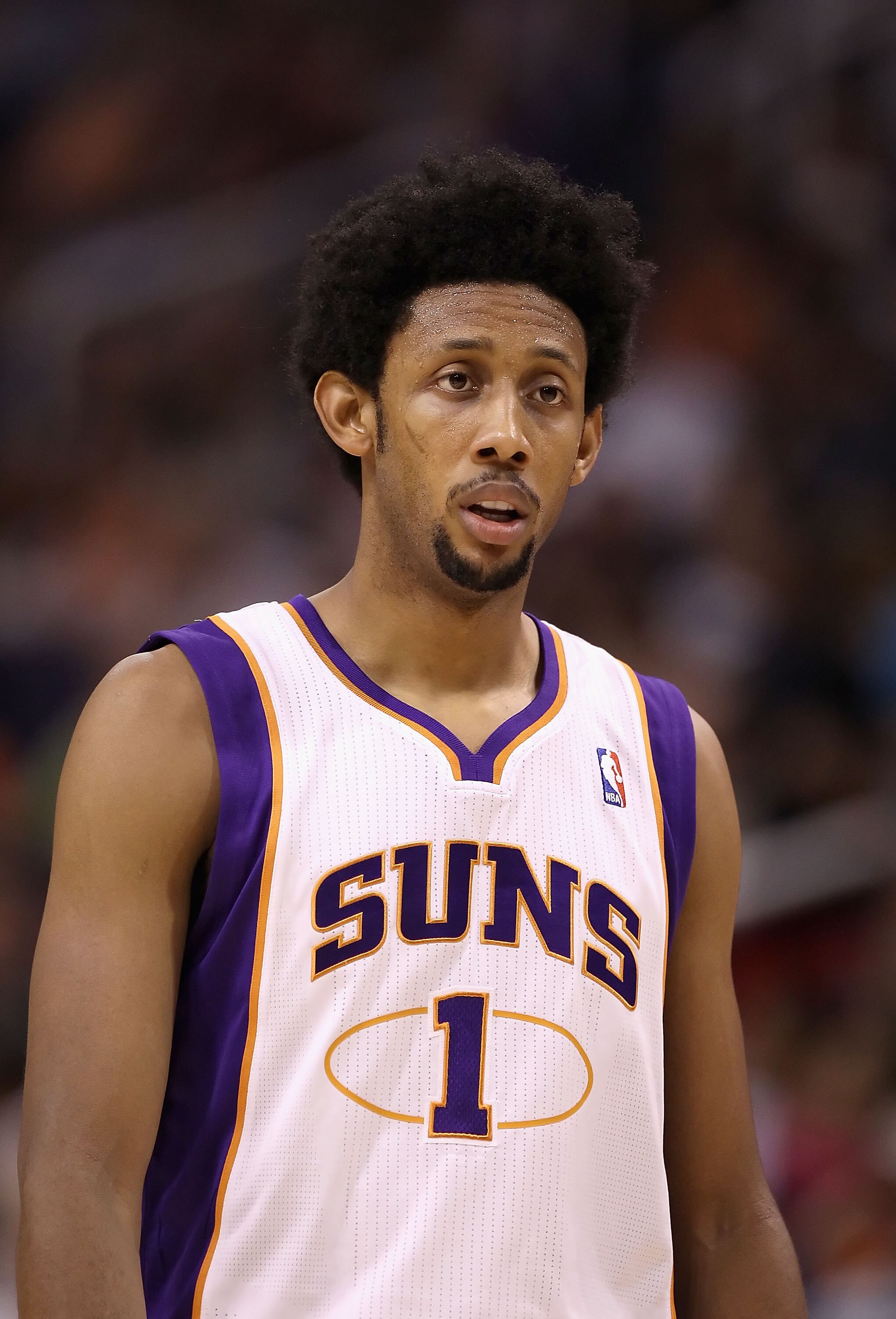 PHOENIX - OCTOBER 12:  Josh Childress #1 of the Phoenix Suns during the preseason NBA game against the Utah Jazz at US Airways Center on October 12, 2010 in Phoenix, Arizona. NOTE TO USER: User expressly acknowledges and agrees that, by downloading and or