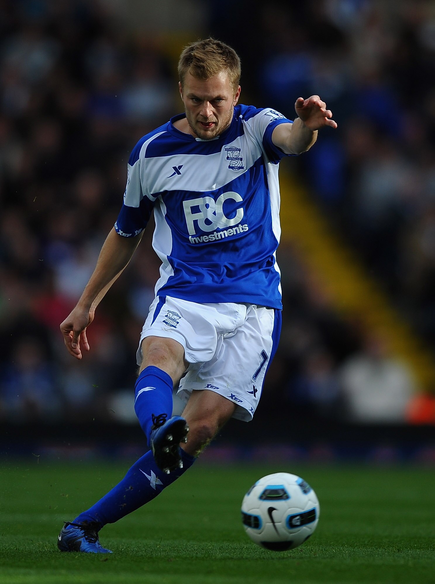 BIRMINGHAM, ENGLAND - OCTOBER 23:  Sebastian Larsson of Birmingham City in action during the Barclays Premier League match between Birmingham City and Blackpool at St Andrews on October 23, 2010 in Birmingham, England.  (Photo by Laurence Griffiths/Getty