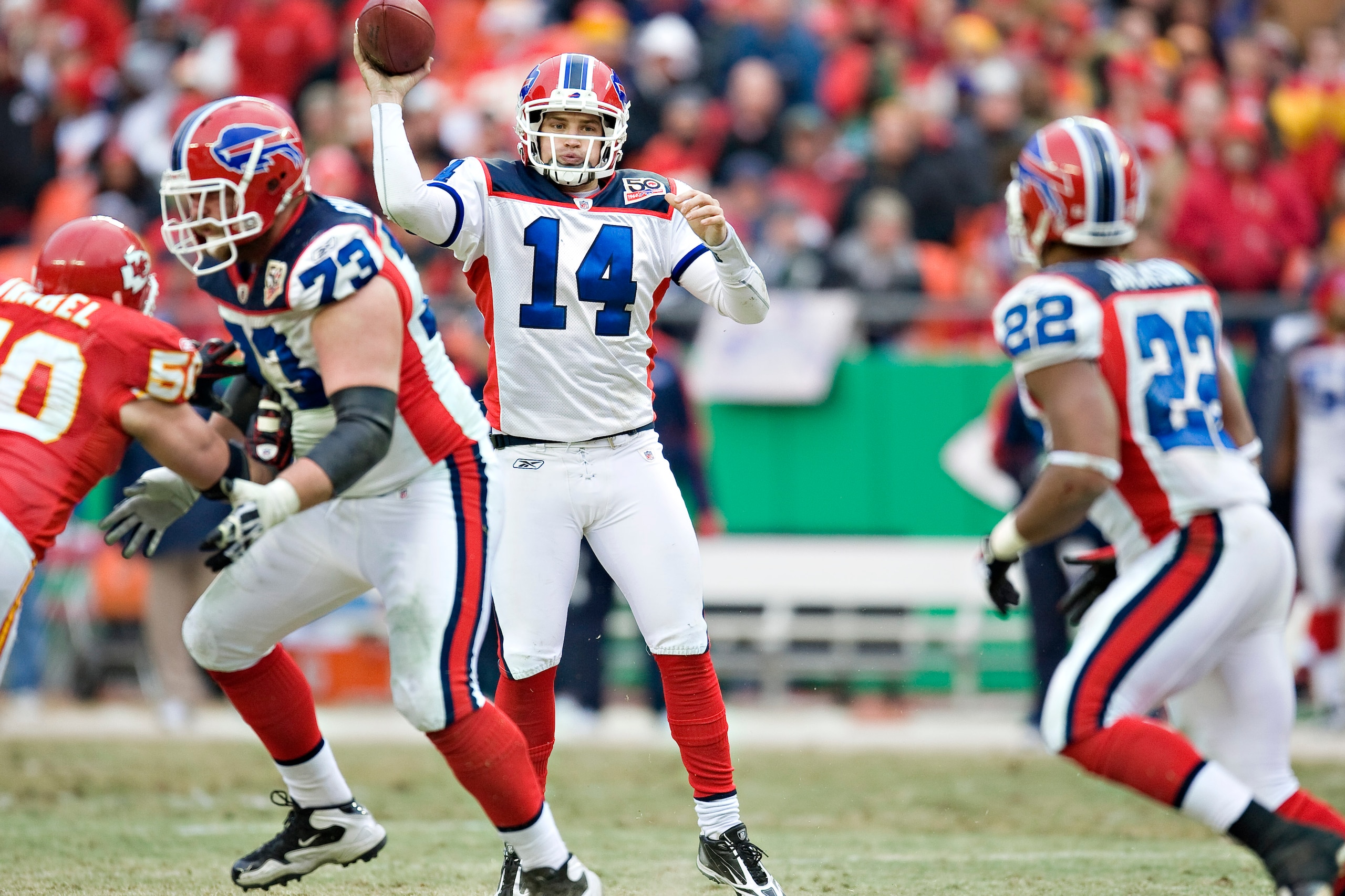 KANSAS CITY, MO - DECEMBER 13: Quarterback Ryan Fitzpatrick #14 throws a pass to running back Fred Jackson #22 of the Buffalo Bills during NFL action against the Kansas City Chiefs at Arrowhead Stadium on December 13, 2009 Kansas City, Missouri.  The Bill