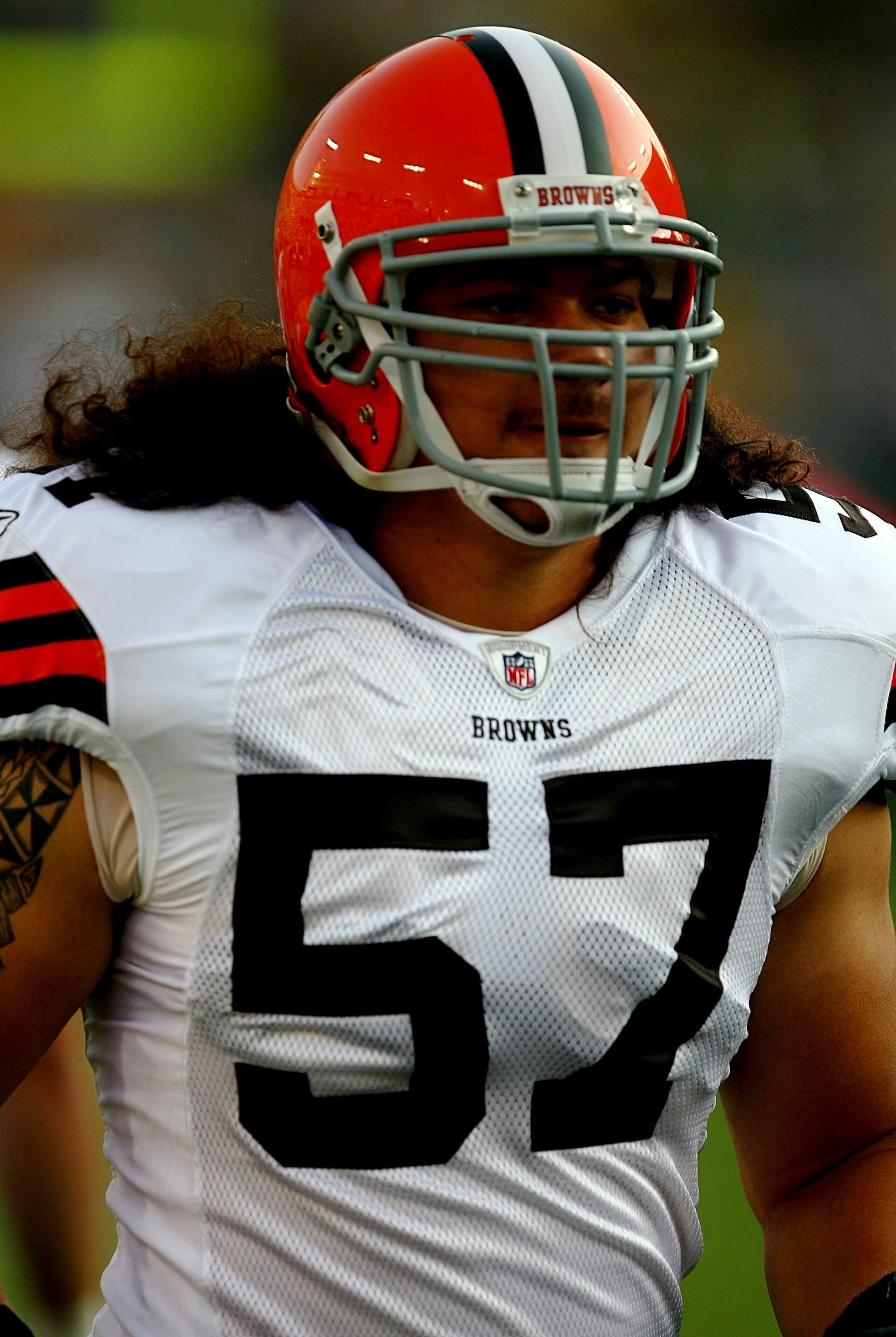 GREEN BAY, WI - AUGUST 15:  David Veikune #57 of the Cleveland Browns looks looks onl against the Green Bay Packers during the preseason game at Lambeau Field on August 15, 2009 in Green Bay, Wisconsin.  (Photo by Jonathan Daniel/Getty Images)