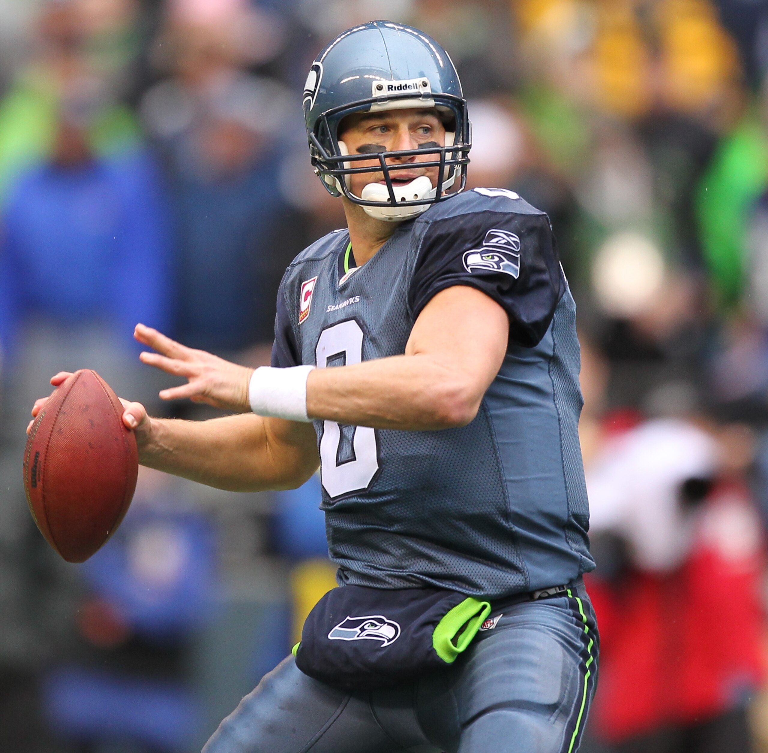 SEATTLE - OCTOBER 24:  Quarterback Matt Hasselbeck #8 of the Seattle Seahawks passes against the Arizona Cardinals at Qwest Field on October 24, 2010 in Seattle, Washington. (Photo by Otto Greule Jr/Getty Images)