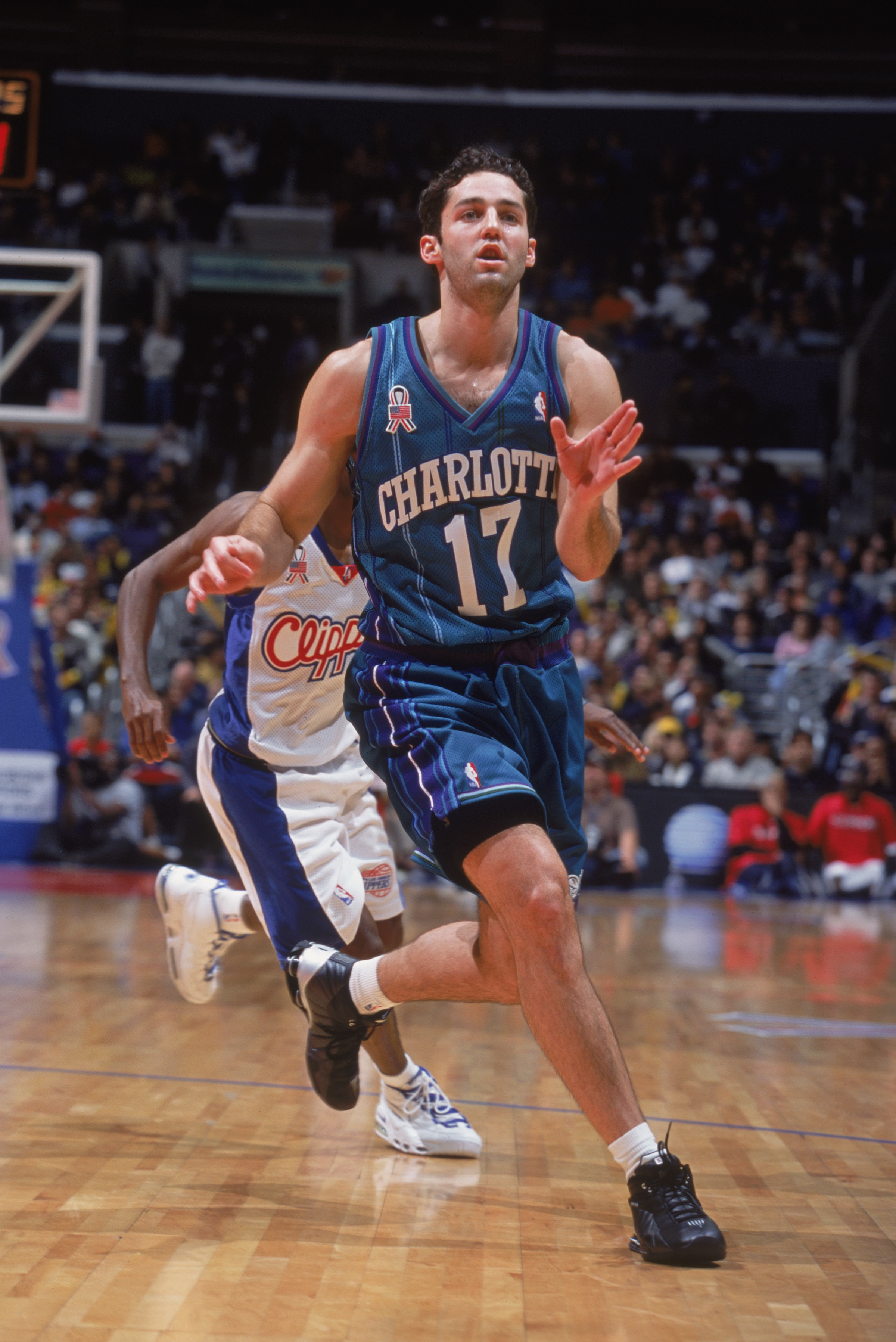 9 Dec 2001:  Point guard Bryce Drew #17 of the Charlotte Hornets runs down the court during the NBA game against the Los Angeles Clippers at the Staples Center in Los Angeles, California. The Clippers defeated the Hornets 89-78.  Mandatory Credit: Robert