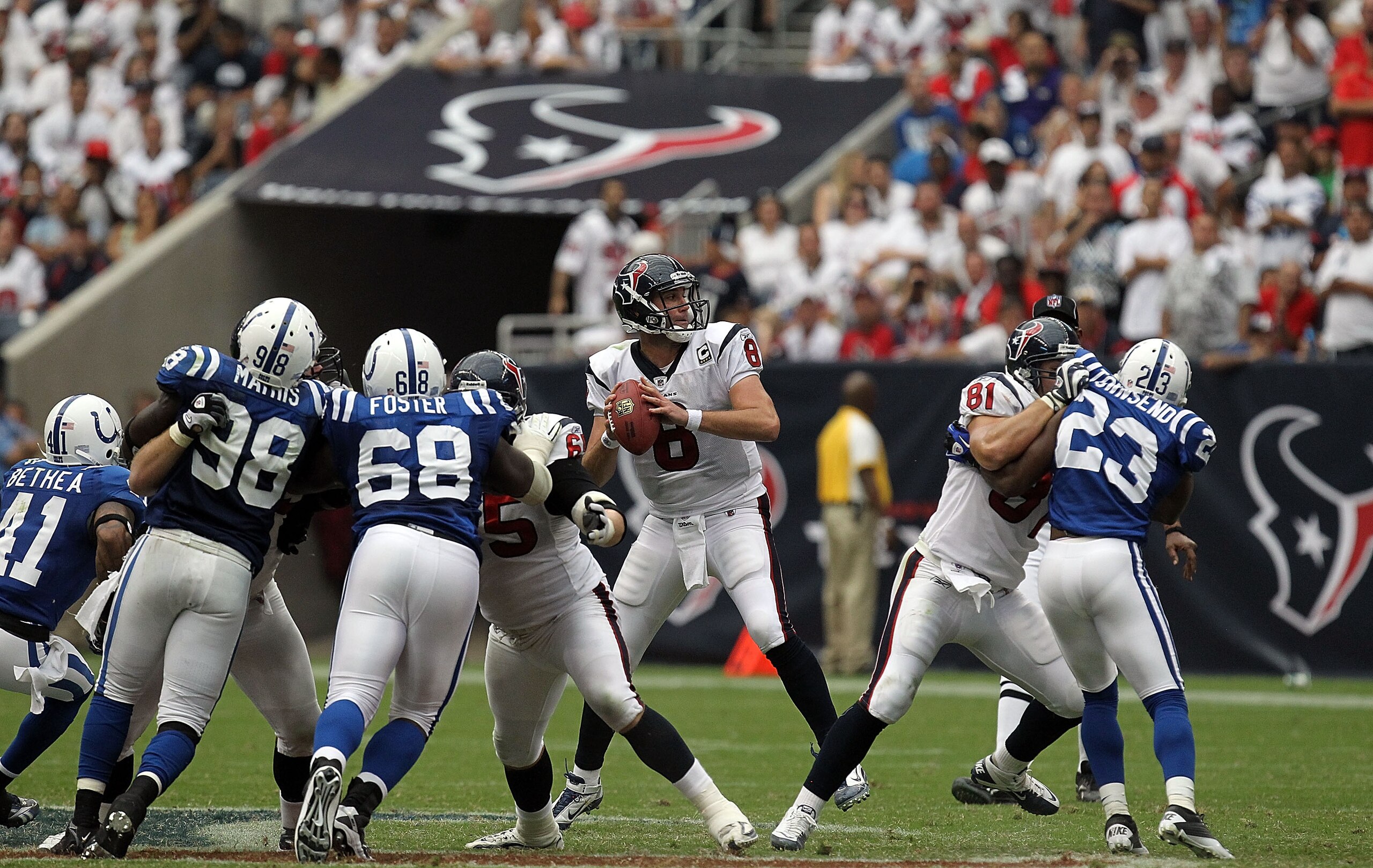 HOUSTON - SEPTEMBER 12:  Quarterback Matt Schaub #8 at Reliant Stadium on September 12, 2010 in Houston, Texas.  (Photo by Ronald Martinez/Getty Images)