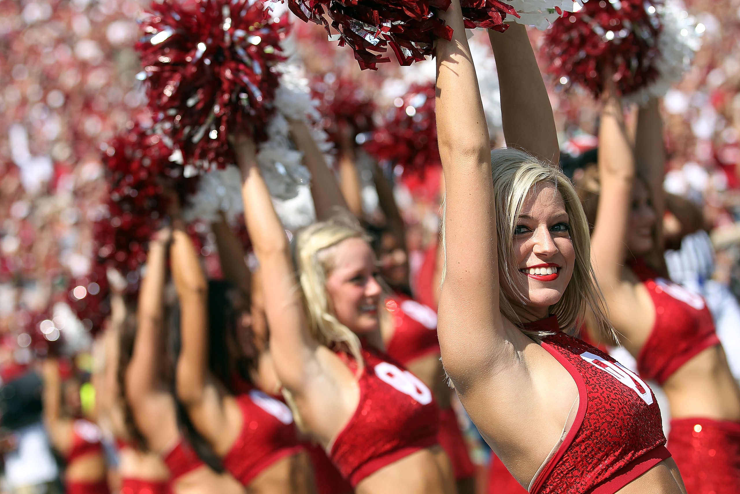 NORMAN, OK - SEPTEMBER 11:  Oklahoma Sooners cheerleaders perform during a game against the Florida State Seminoles at Gaylord Family Oklahoma Memorial Stadium on September 11, 2010 in Norman, Oklahoma.  (Photo by Ronald Martinez/Getty Images)