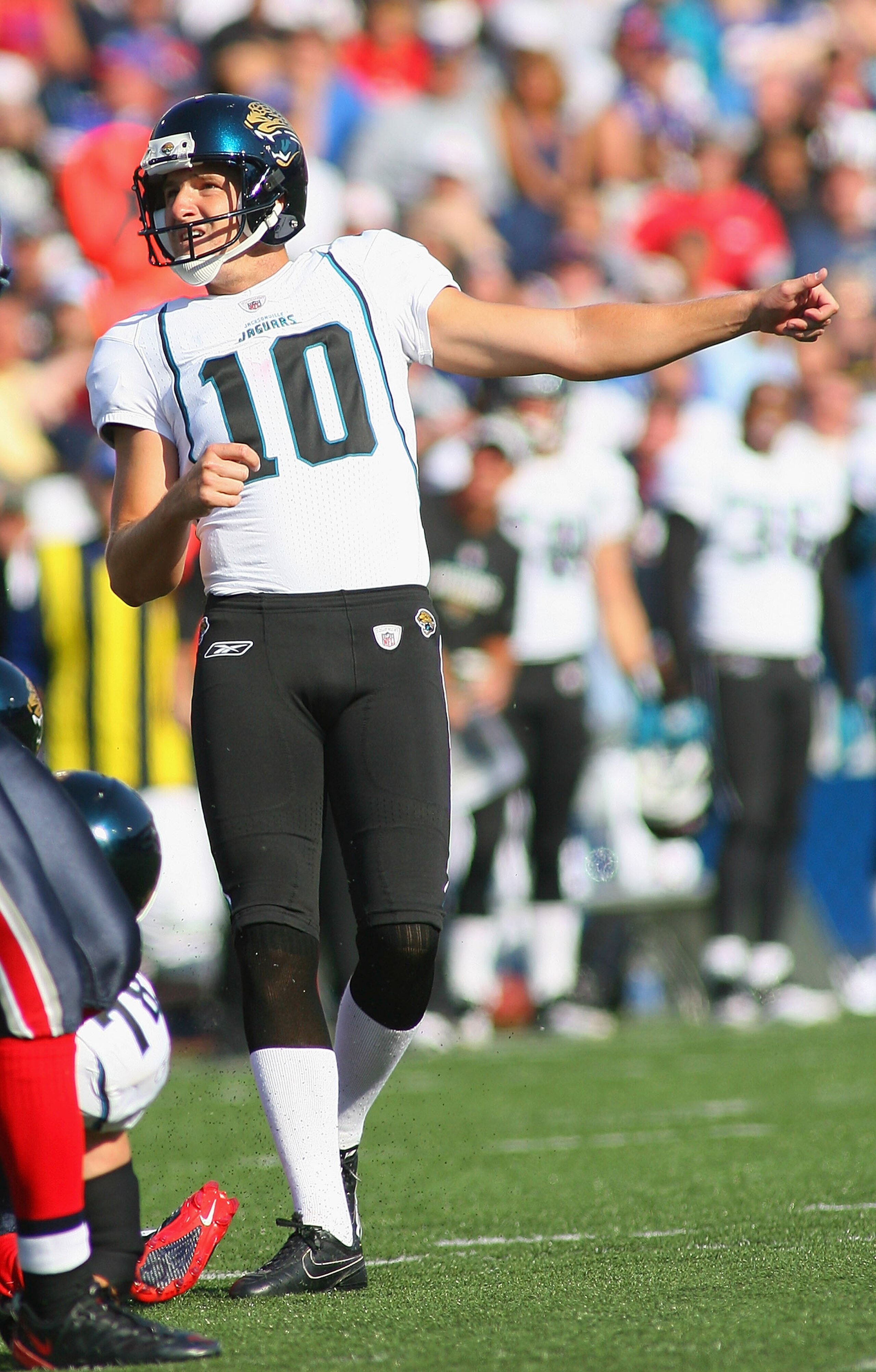 ORCHARD PARK, NY - OCTOBER 10: Josh Scobee #10 of  the Jacksonville Jaguars kicks a field goal agaisnt the Buffalo Bills  at Ralph Wilson Stadium on October 10, 2010 in Orchard Park, New York.  (Photo by Rick Stewart/Getty Images)