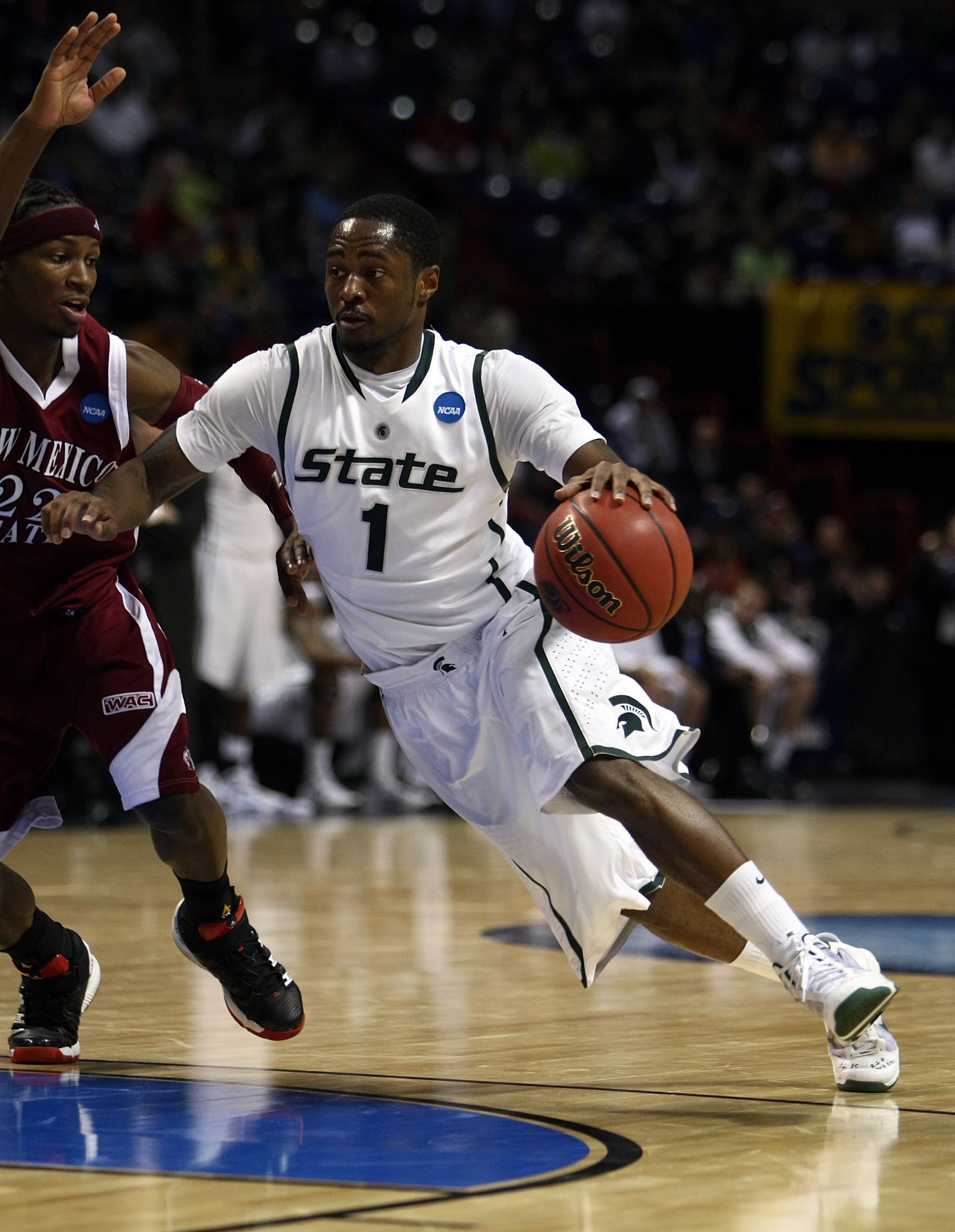 SPOKANE, WA - MARCH 19:  Kalin Lucas #1 of the Michigan St. Spartans drives to the basket against the New Mexico St. Aggies during the first round of the 2010 NCAA men's basketball tournament at Spokane Arena on March 19, 2010 in Spokane, Washington.  (Ph