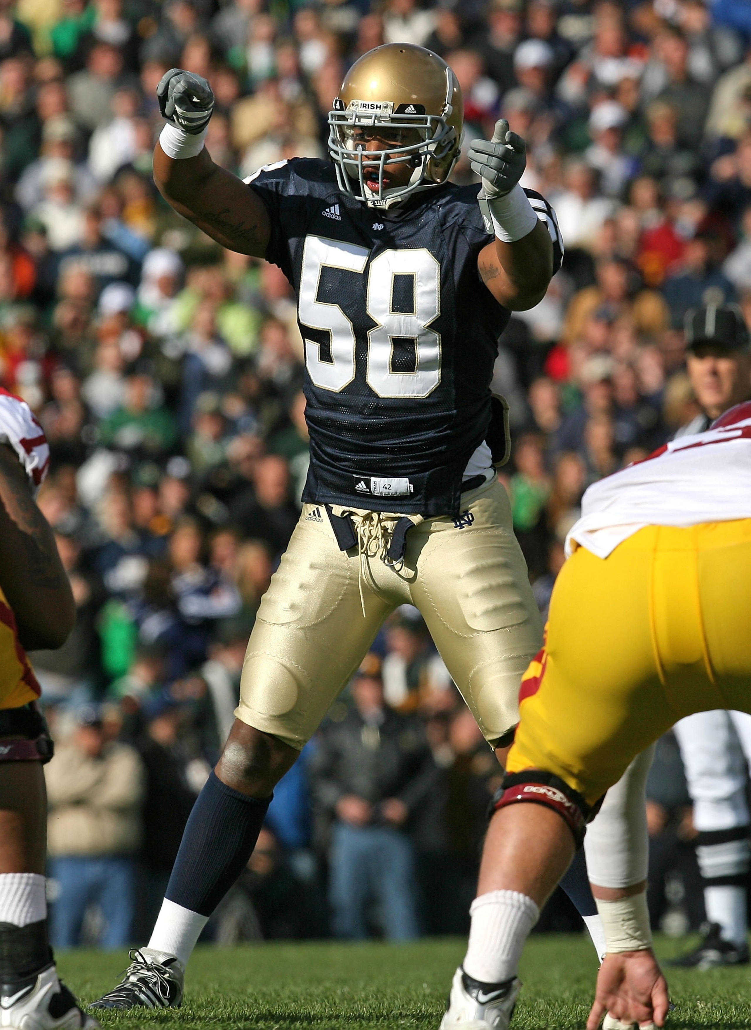 SOUTH BEND, IN - OCTOBER 17: Brian Smith #58 of the Notre Dame Fighting Irish gives defensive signals against the USC Trojans at Notre Dame Stadium on October 17, 2009 in South Bend, Indiana. USC defeated Notre Dame 34-27. (Photo by Jonathan Daniel/Getty