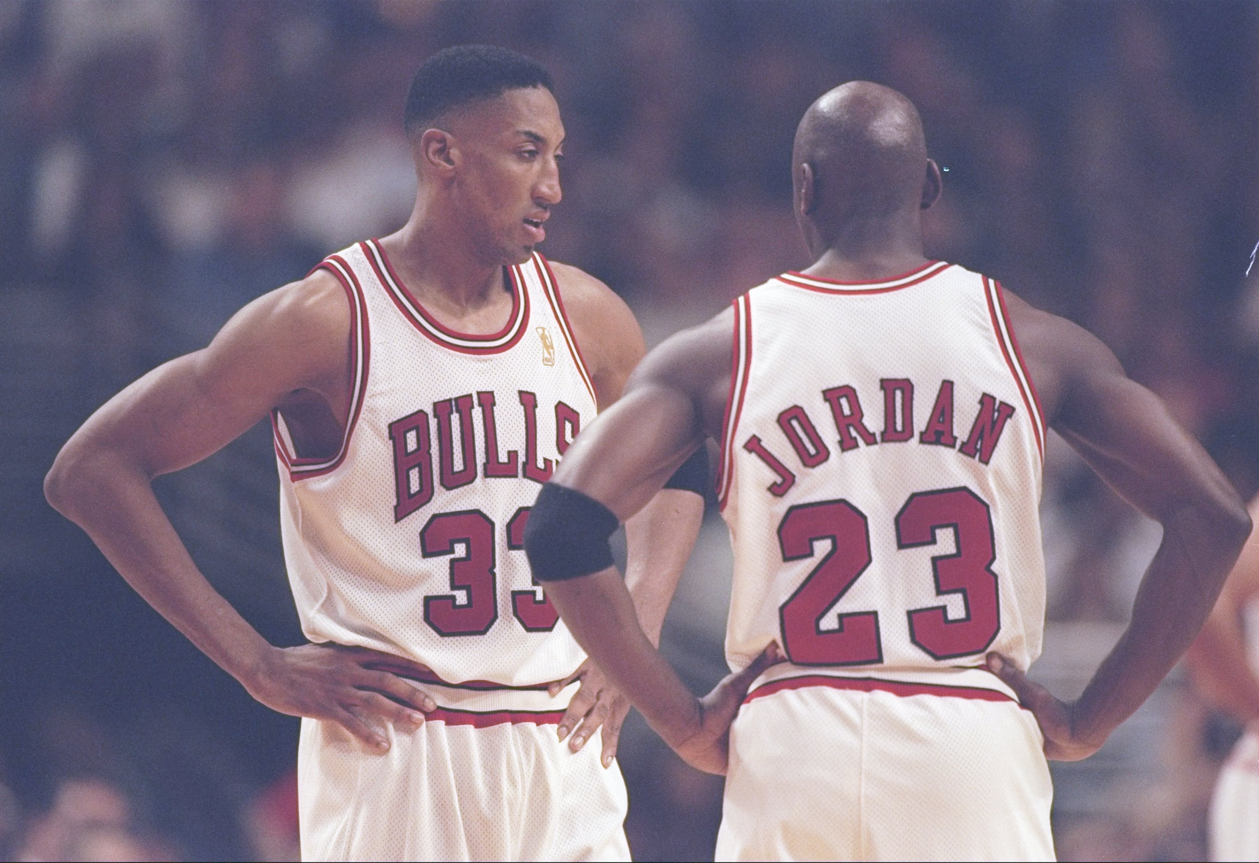 13 May 1997:  Forward Scottie Pippen and Michael Jordan (right) of the Chicago Bulls confer during a playoff game against the Atlanta Hawks at the United Center in Chicago, Illinois.  The Bulls won the game 107-92. Mandatory Credit: Jonathan Daniel  /Alls