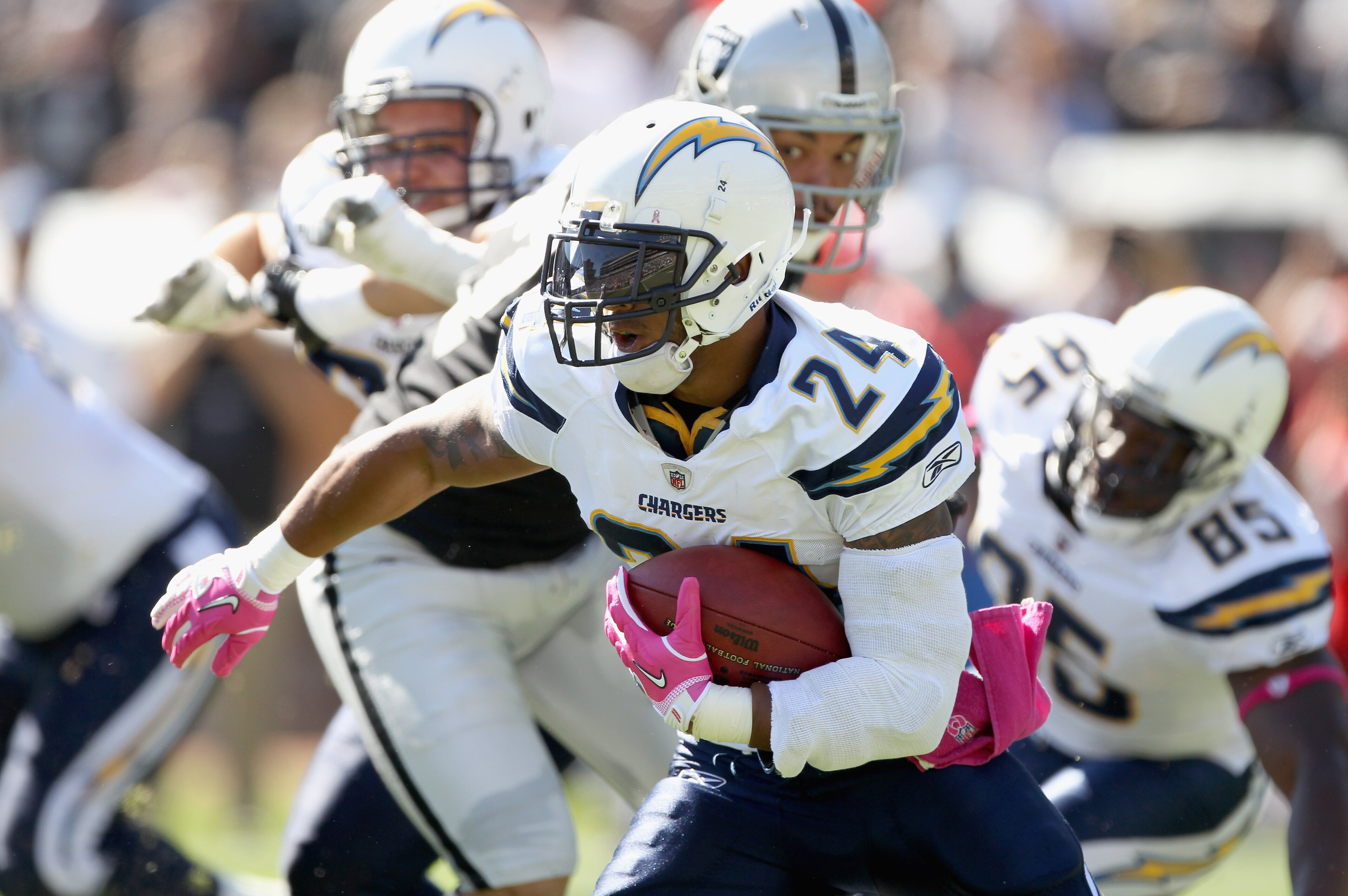 OAKLAND, CA - OCTOBER 10:  Ryan Mathews #24 of the San Diego Chargers runs with the ball during their game against the Oakland Raiders at Oakland-Alameda County Coliseum on October 10, 2010 in Oakland, California.  (Photo by Ezra Shaw/Getty Images)