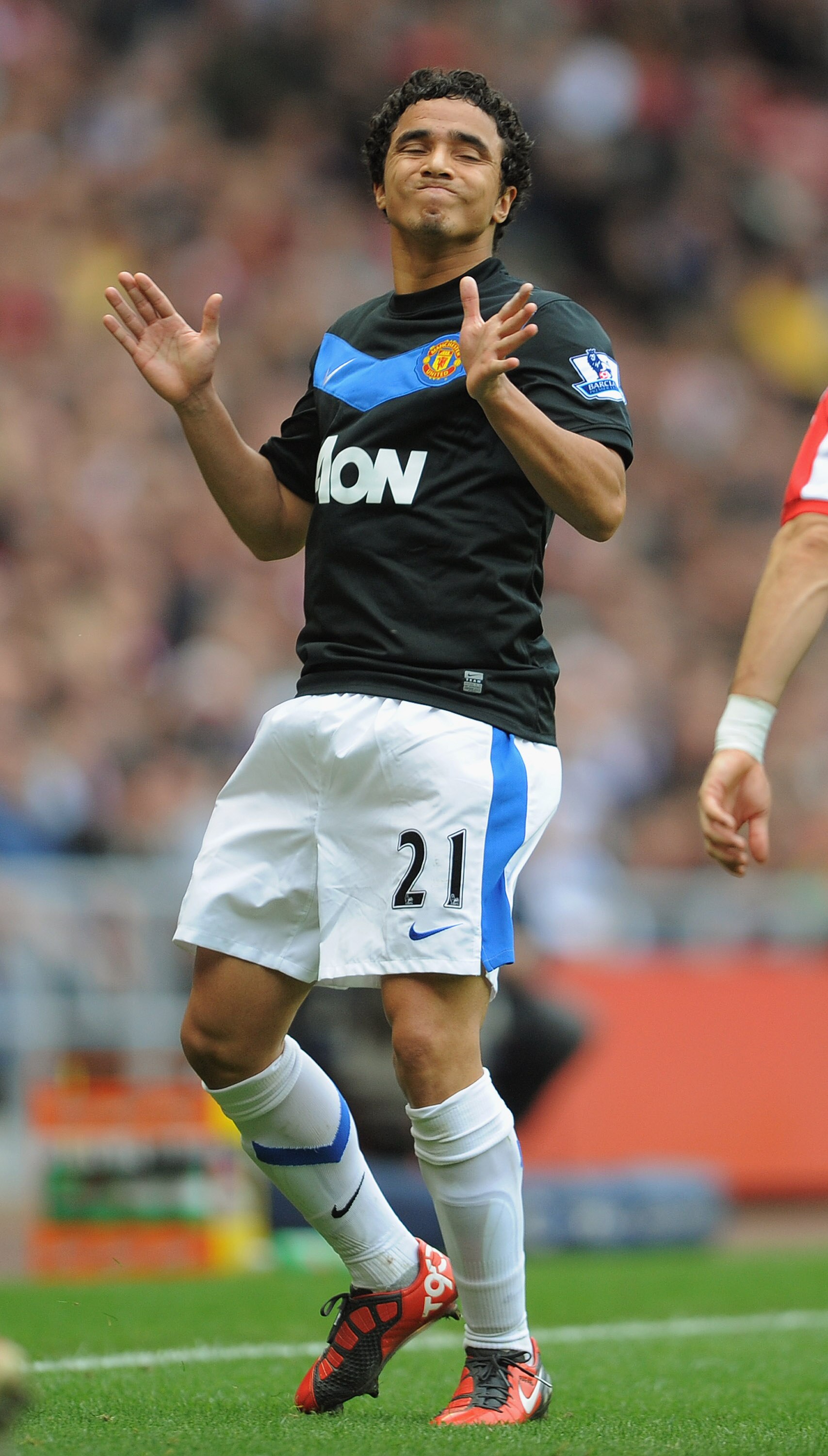 SUNDERLAND, ENGLAND - OCTOBER 02:  Rafael Da Silva of Manchester United gestures during the Barclays Premier League match between Sunderland and Manchester United at the Stadium of Light on October 2, 2010 in Sunderland, England.  (Photo by Michael Regan/