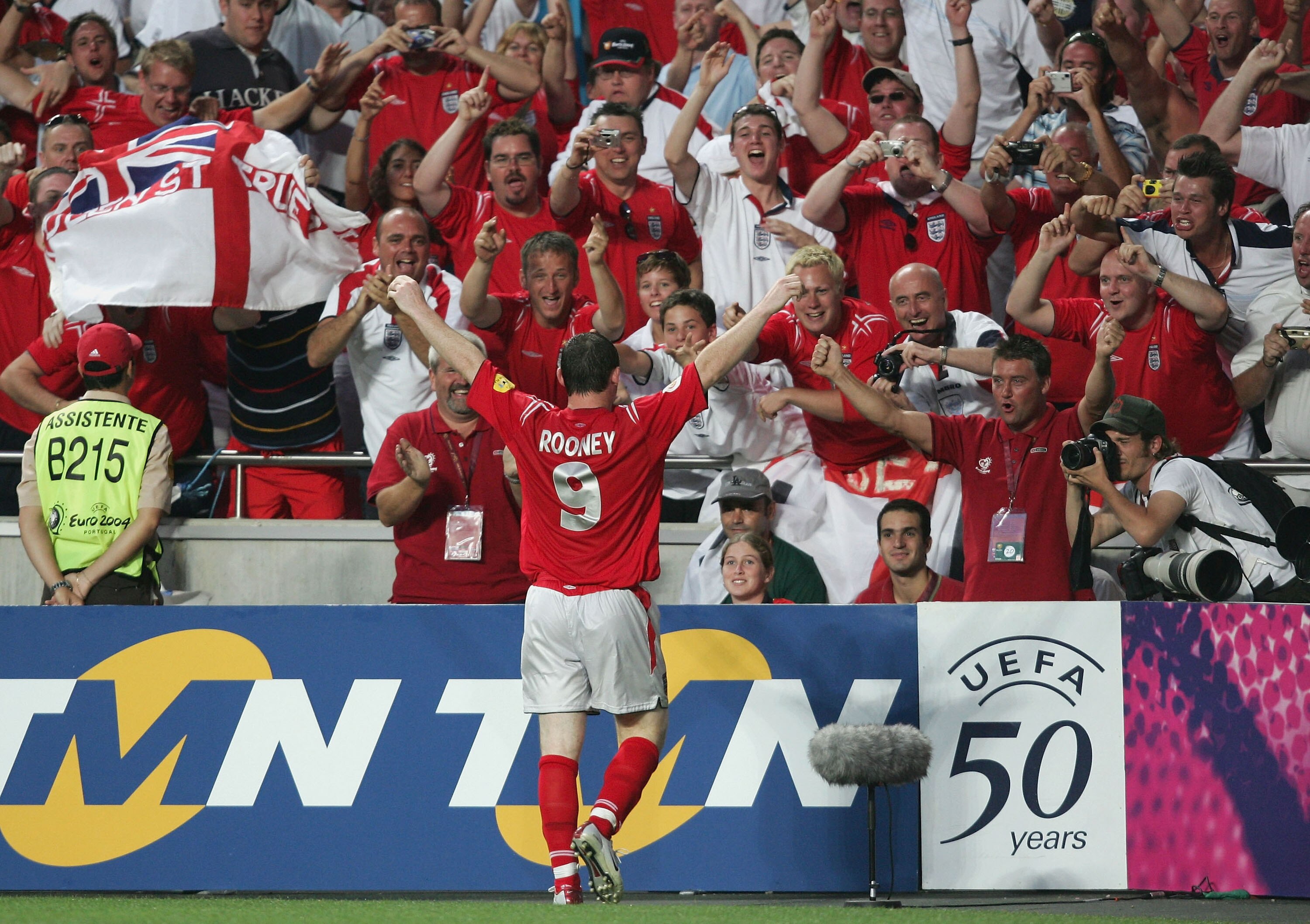 LISBON, PORTUGAL - JUNE 21: Wayne Rooney of England celebrates his goal during the UEFA Euro 2004, Group B match between Croatia and England at the Luz Stadium on June 21, 2004 in Lisbon, Portugal. (Photo by Ross Kinnaird/Getty Images)