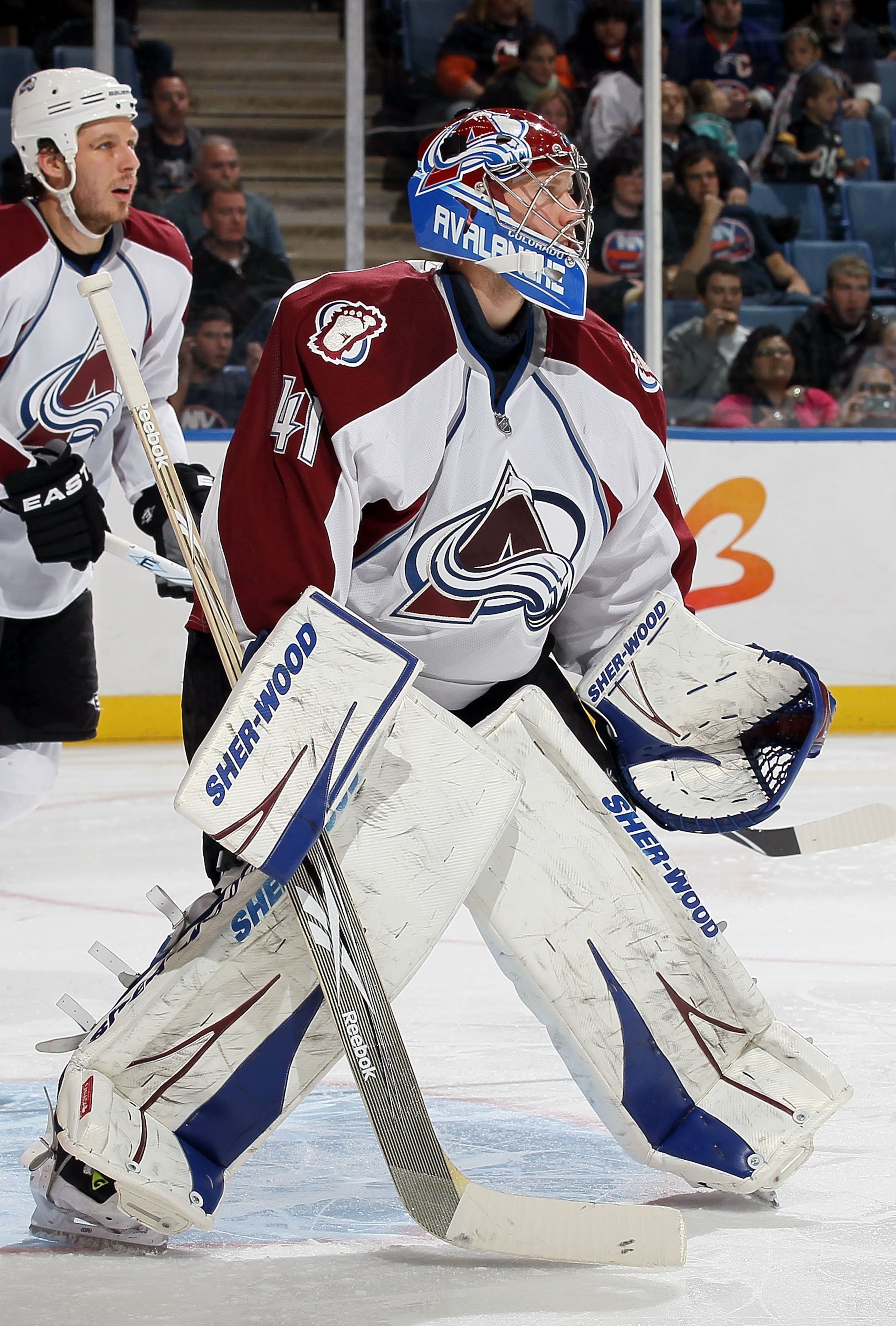UNIONDALE, NY - OCTOBER 16:  Craig Anderson #41 of the Colorado Avalanche skates against the New York Islanders on October 16, 2010 at Nassau Coliseum in Uniondale, New York.  (Photo by Jim McIsaac/Getty Images)