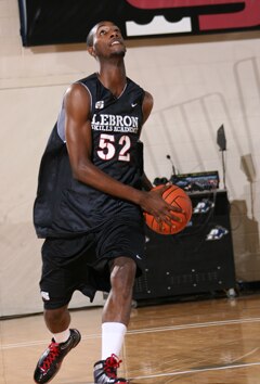 Photo credit:  HighSchoolHoop.com