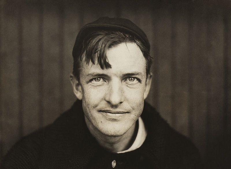 http://en.wikipedia.org/wiki/File:Christy_Mathewson2.jpg