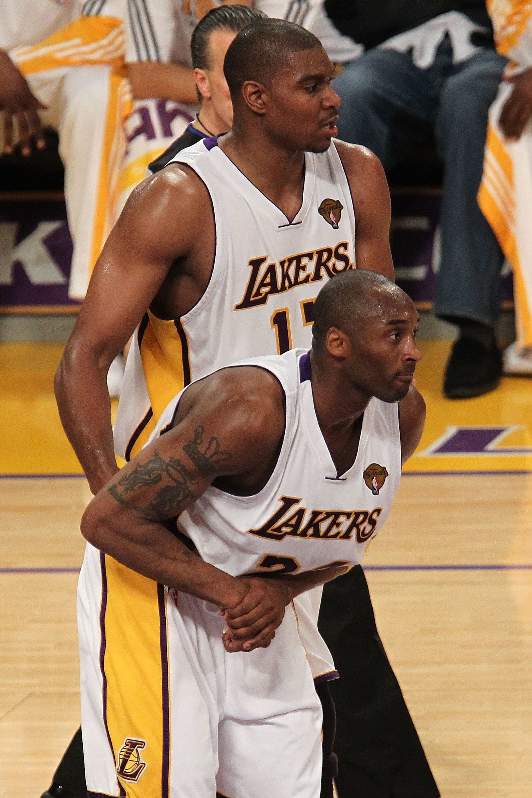 LOS ANGELES, CA - JUNE 06:  Kobe Bryant #24 of the Los Angeles Lakers grabs his wrist against the Boston Celtics in Game Two of the 2010 NBA Finals at Staples Center on June 6, 2010 in Los Angeles, California. The Celtics won 103-94. NOTE TO USER: User ex