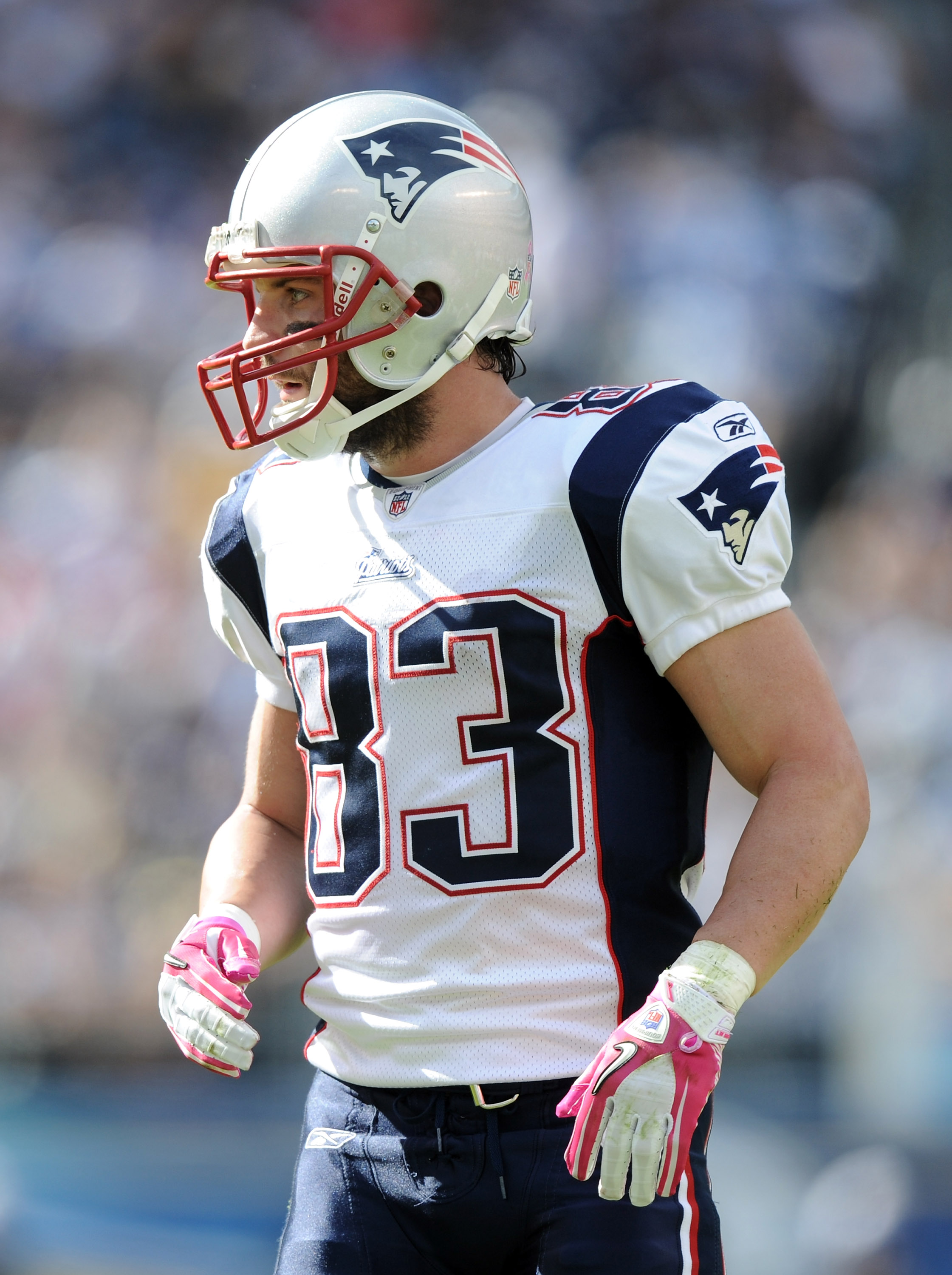 SAN DIEGO - OCTOBER 24:  Wes Welker #83 of the New England Patriots lines up at scrimmage against the San Diego Chargers at Qualcomm Stadium on October 24, 2010 in San Diego, California.  (Photo by Harry How/Getty Images)
