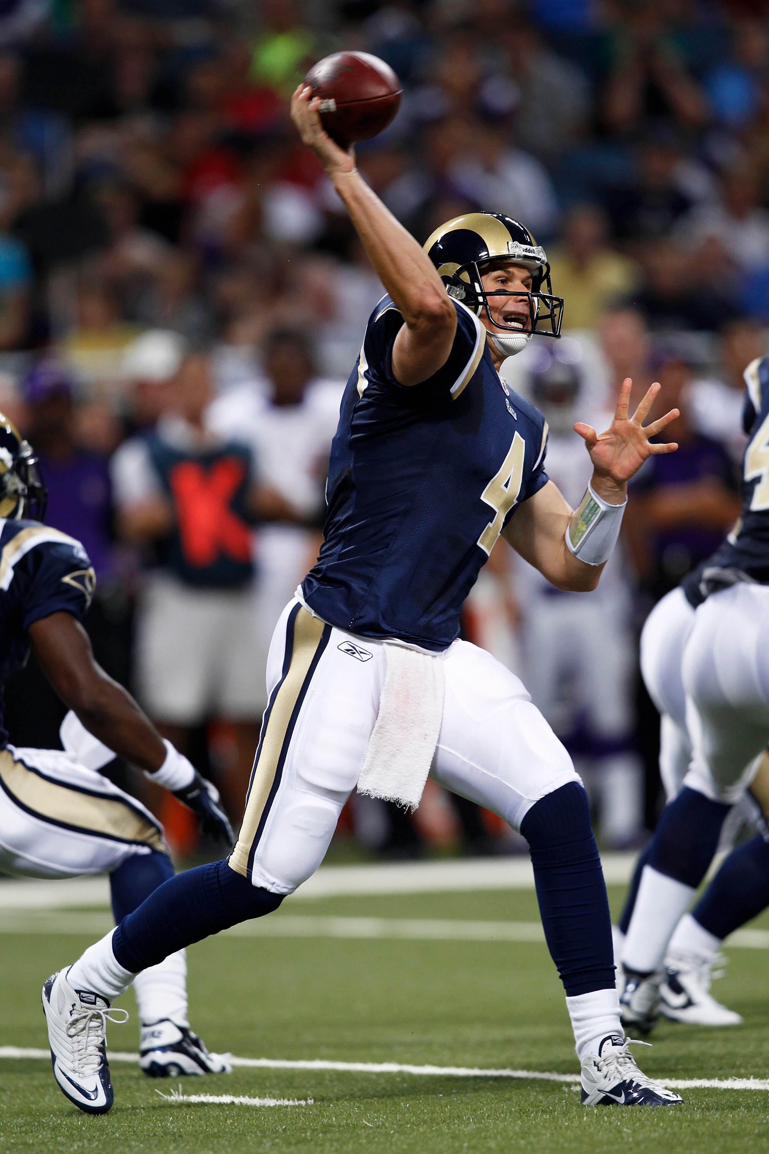 ST. LOUIS, MO - AUGUST 14: A.J. Feeley #4 of the St. Louis Rams passes the ball against the Minnesota Vikings during the preseason game at Edward Jones Dome on August 14, 2010 in St. Louis, Missouri. (Photo by Joe Robbins/Getty Images)
