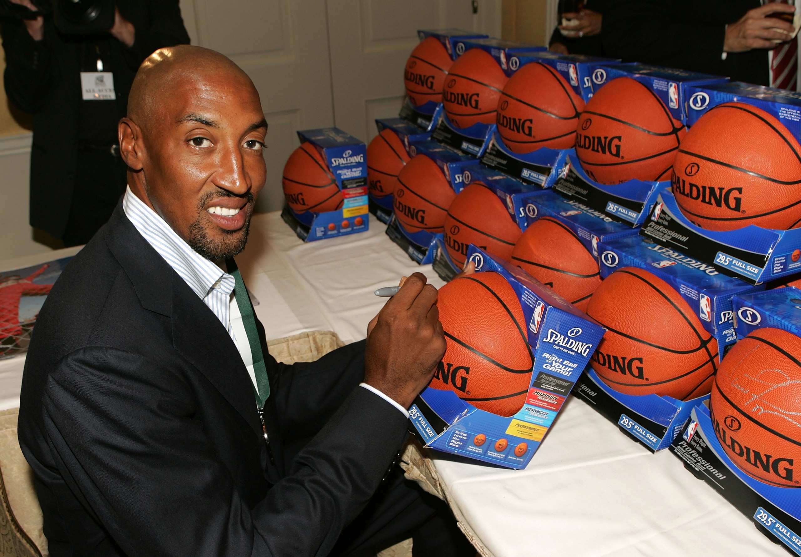 NEW YORK - SEPTEMBER 22:  Scottie Pippen attends the 23rd Annual Great Sports Legends Dinner to Cure Paralysis at the Waldorf Astoria on September 22, 2008 in New York City.  (Photo by Thos Robinson/Getty Images for The Miami Project)
