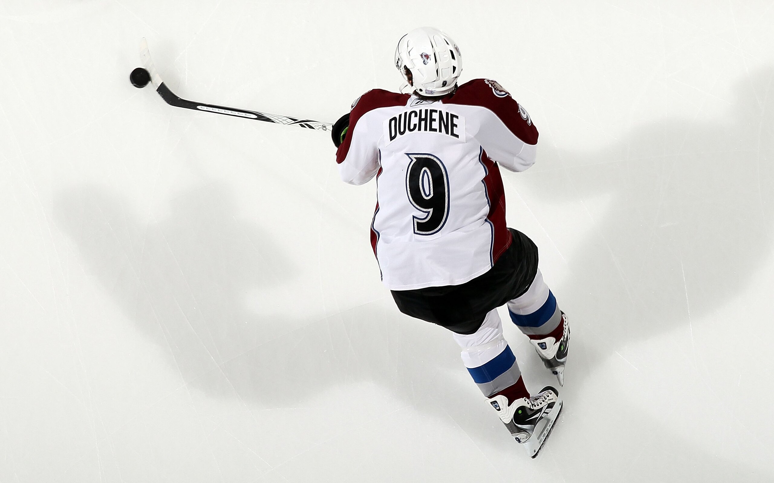 UNIONDALE, NY - OCTOBER 16:  Matt Duchene #9 of the Colorado Avalanche warms up before playing against the New York Islanders on October 16, 2010 at Nassau Coliseum in Uniondale, New York.  (Photo by Jim McIsaac/Getty Images)