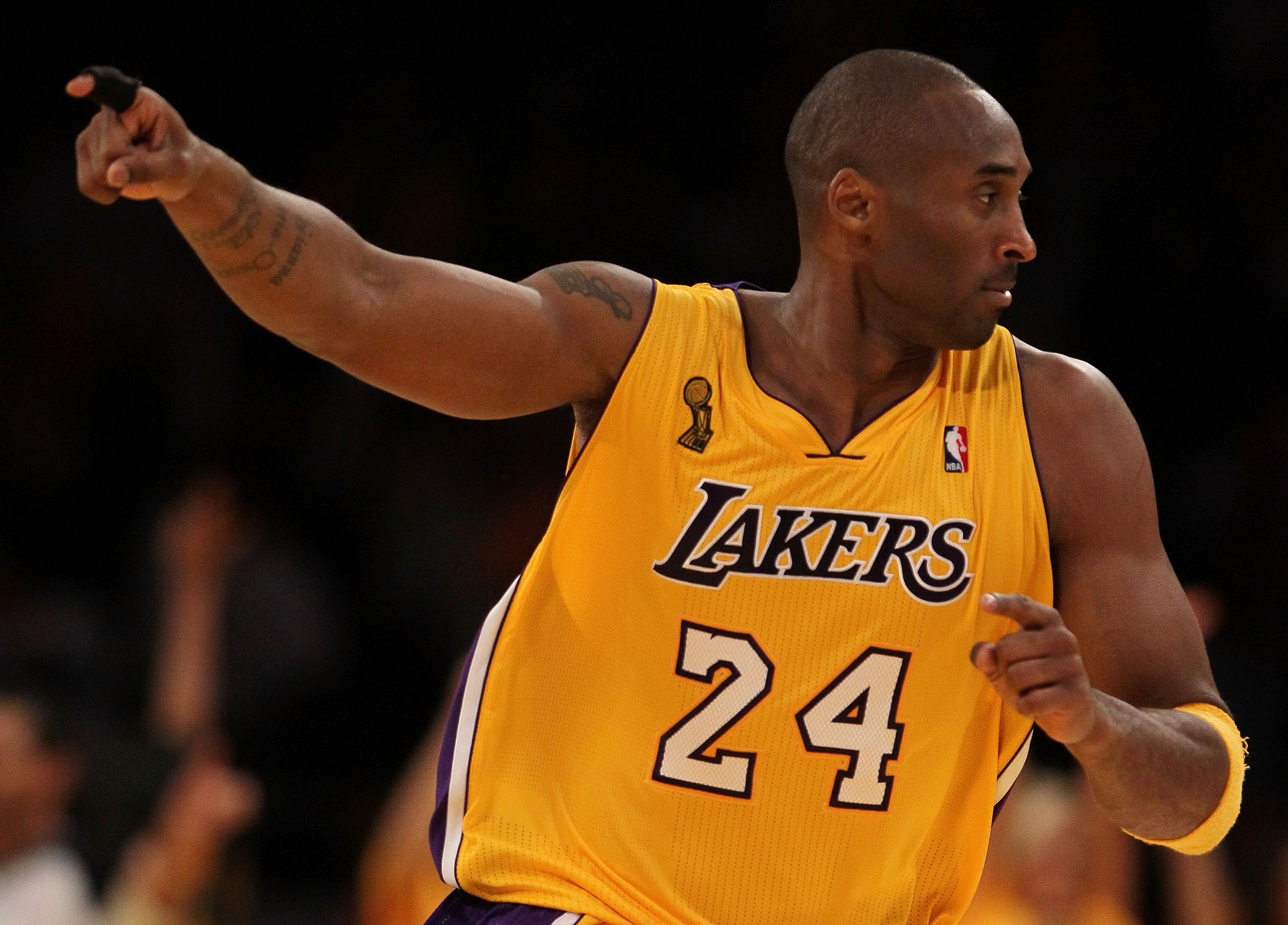 LOS ANGELES, CA - OCTOBER 26:  Kobe Bryant #24 of the Los Angeles Lakers reacts to a play against the Houston Rockets during their opening night game at Staples Center on October 26, 2010 in Los Angeles, California. NOTE TO USER: User expressly acknowledg