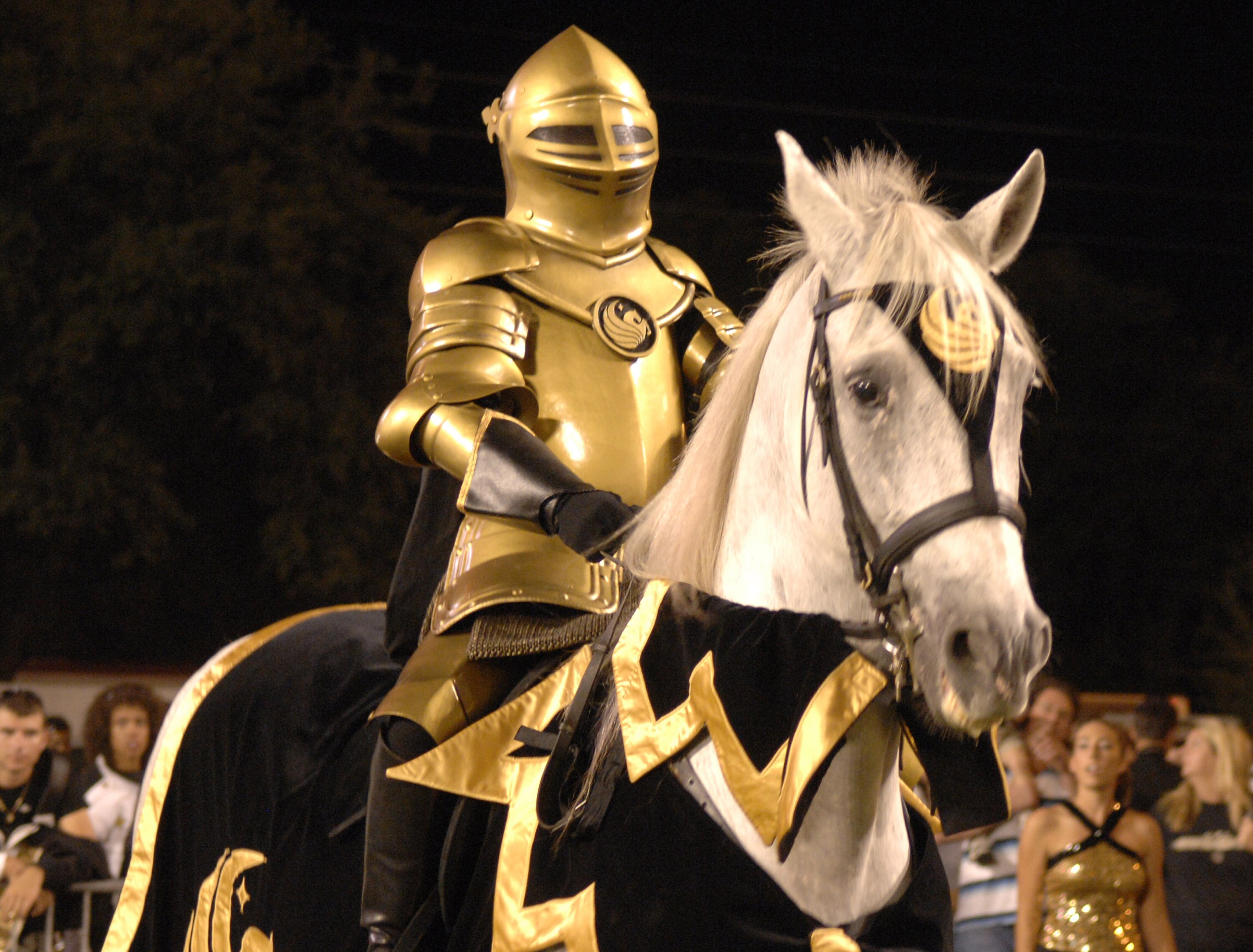 University of Central Florida mascot entertains during a game between Pittsburgh and Central Florida at the Citrus Bowl in Orlando, Florida on October 13, 2006. (Photo by A. Messerschmidt/Getty Images) *** Local Caption ***