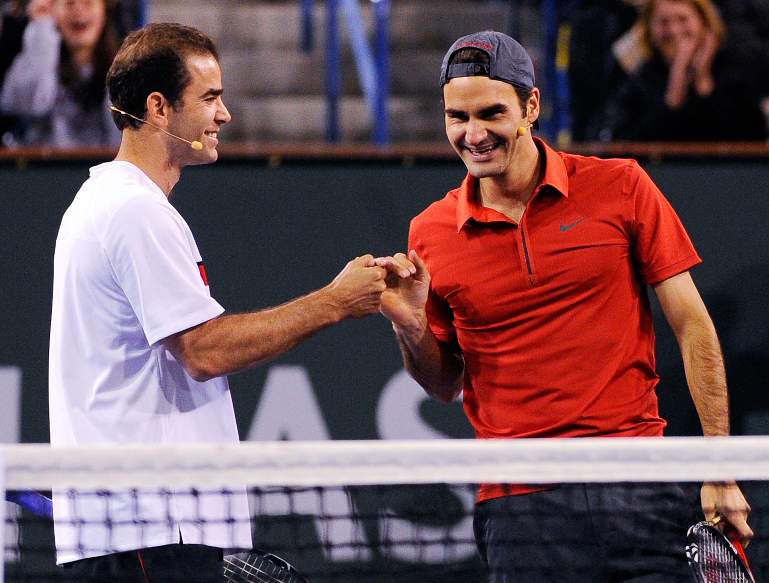 INDIAN WELLS, CA - MARCH 12:  Former tennis player Pete Sampras and Roger Federer of Switzerland,during Hit for Haiti, a charity event during the BNP Paribas Open on March 12, 2010 in Indian Wells, California.  (Photo by Kevork Djansezian/Getty Images)