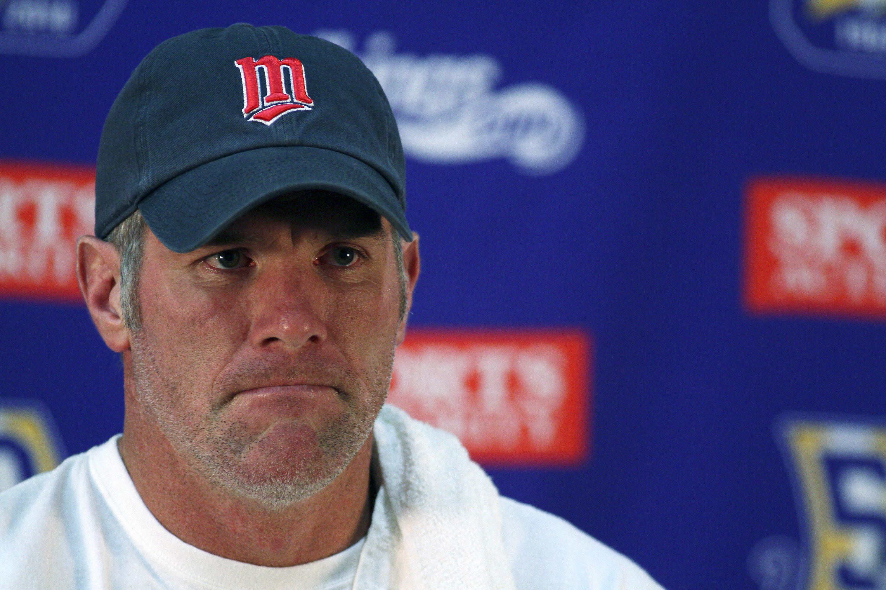EDEN PRAIRIE, MN - OCTOBER 7:  Minnesota Vikings quarterback Brett Favre answers questions from the media during a press conference at Winter Park on October 7, 2010 in Eden Prairie, Minnesota.  (Photo by Adam Bettcher/Getty Images)