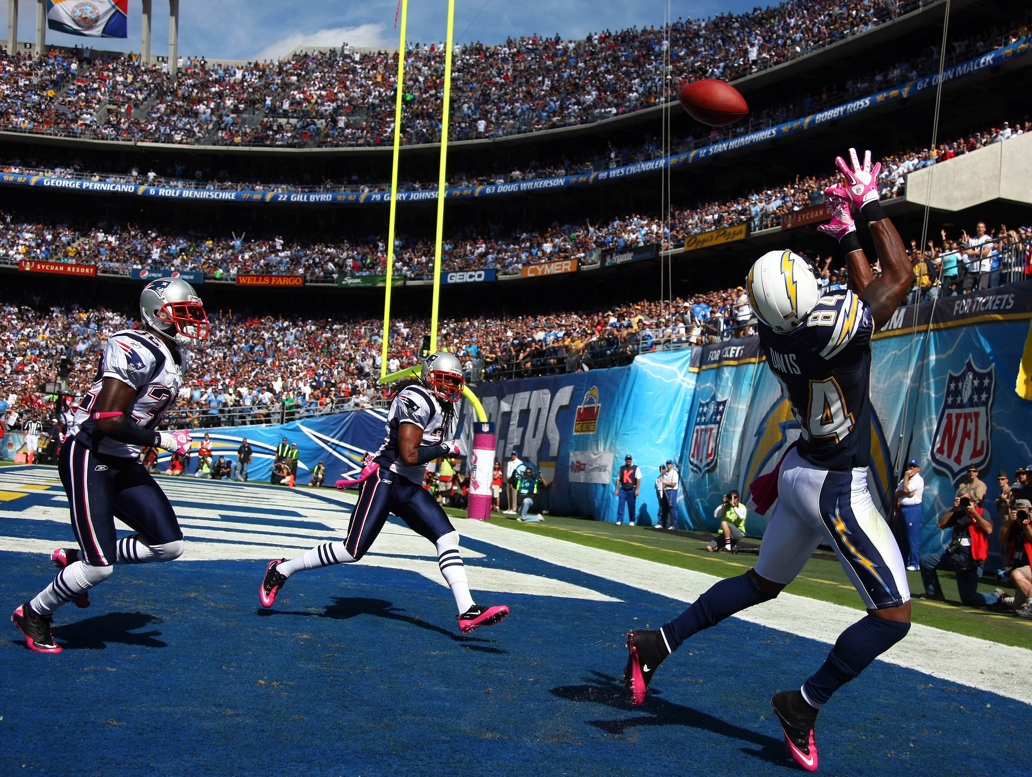 SAN DIEGO - OCTOBER 24:  Wide Receiver Buster Davis #84 of the San Diego Chargers catches the ball but can't keep his feet in the endzone against the New England during NFL game on October 24, 2010 at Qualcomm Stadium in San Diego, California. (Photo by D