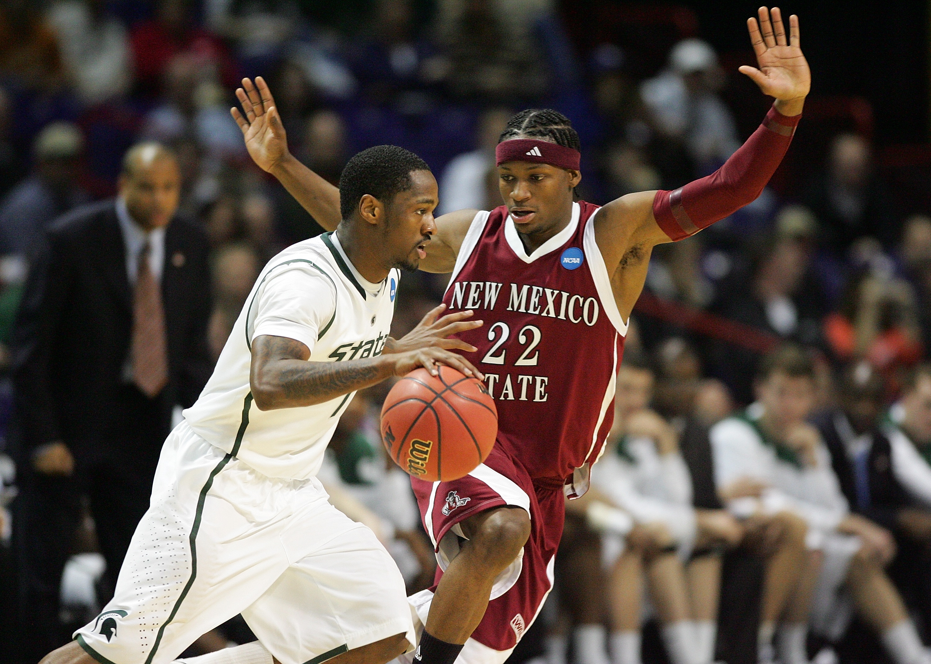 SPOKANE, WA - MARCH 19:  Kalin Lucas #1 of the Michigan St. Spartans drives to the basket against Jonathan Gibson #22 of the New Mexico St. Aggies during the first round of the 2010 NCAA men's basketball tournament at Spokane Arena on March 19, 2010 in Sp