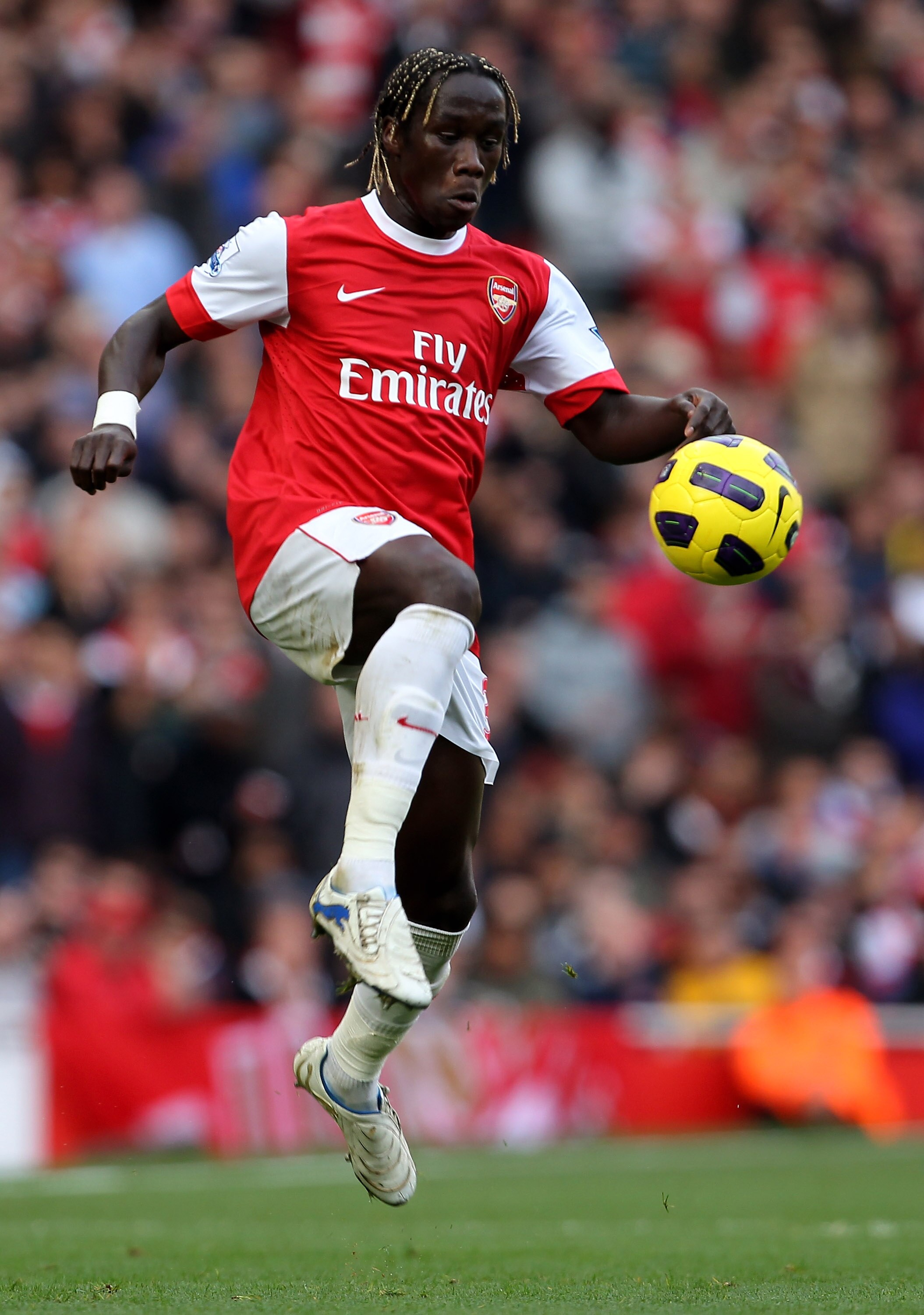 LONDON, ENGLAND - OCTOBER 30:  Bacary Sagna of Arsenal in action during the Barclays Premier League match between Arsenal and West Ham United at Emirates Stadium on October 30, 2010 in London, England.  (Photo by Clive Rose/Getty Images)
