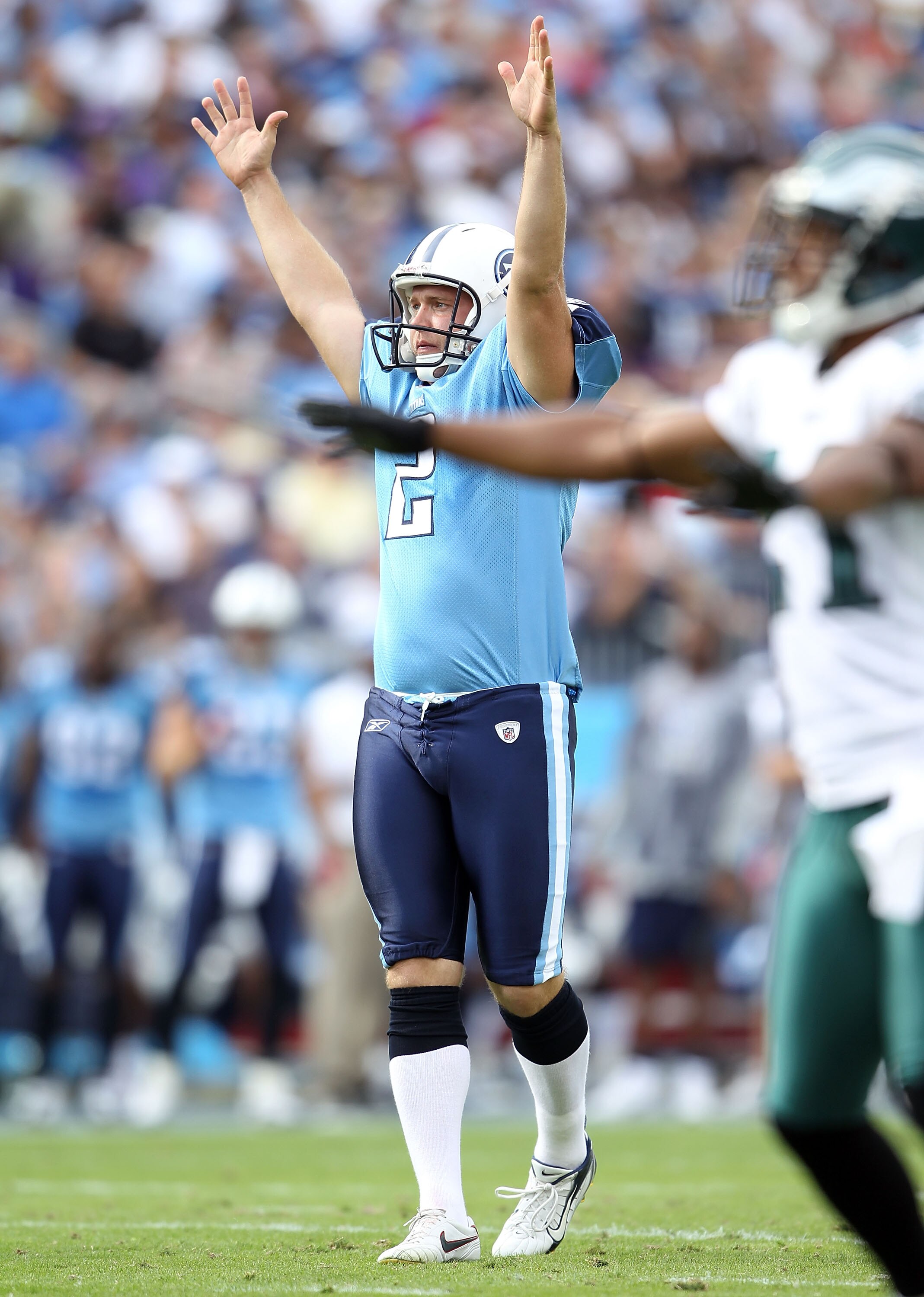 NASHVILLE, TN - OCTOBER 24:  Rob Bironas #2 of the Tennessee Titans  celebrates a kicking a field goal during the NFL game against the Philadelphia Eagles at LP Field on October 24, 2010 in Nashville, Tennessee. The Titans won 37-19.  (Photo by Andy Lyons