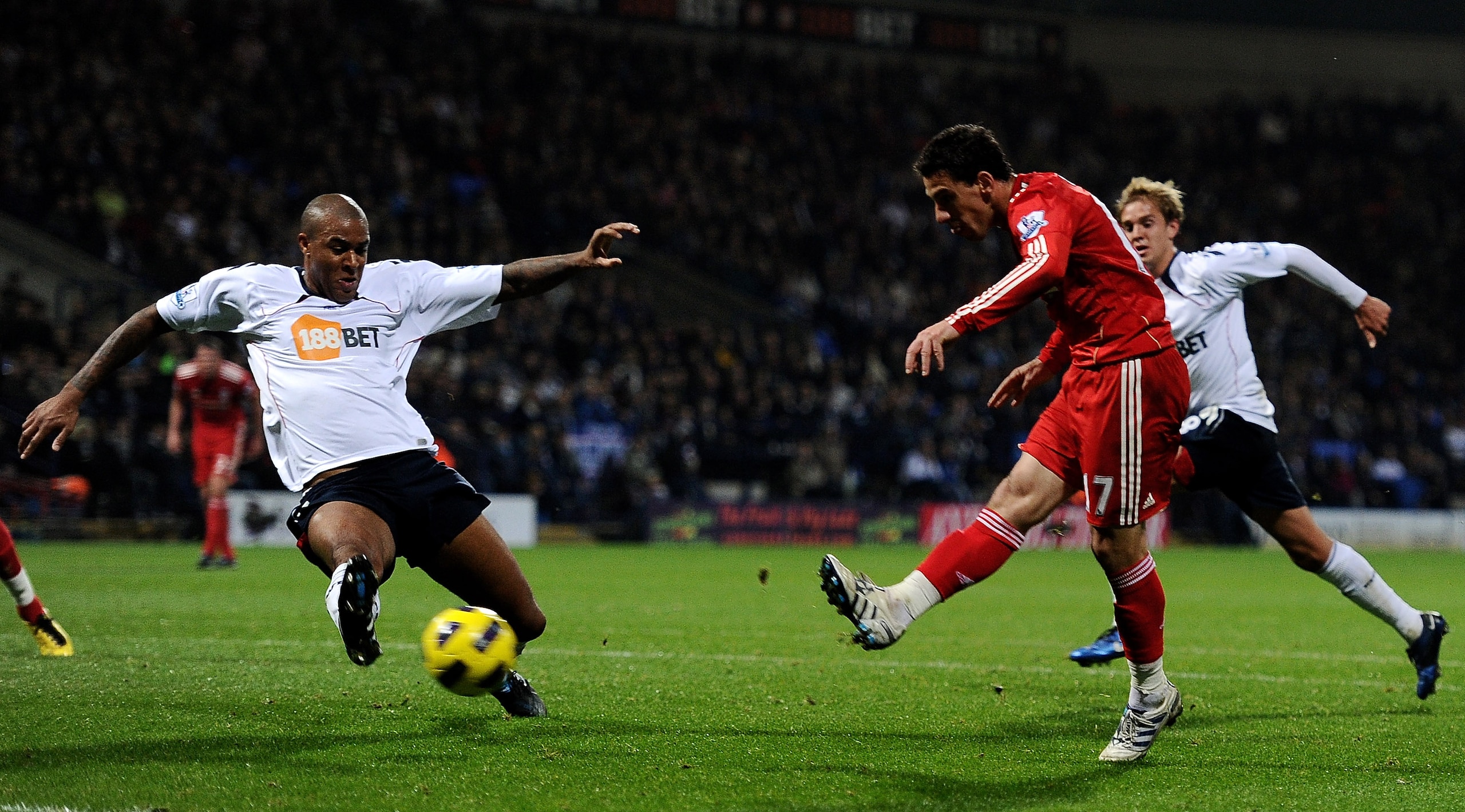 BOLTON, ENGLAND - OCTOBER 31:  Maxi Rodriguez of Liverpool scores the winning goal during the Barclays Premier League match between Bolton Wanderers and Liverpool at the Reebok Stadium on October 31, 2010 in Bolton, England.  (Photo by Laurence Griffiths/