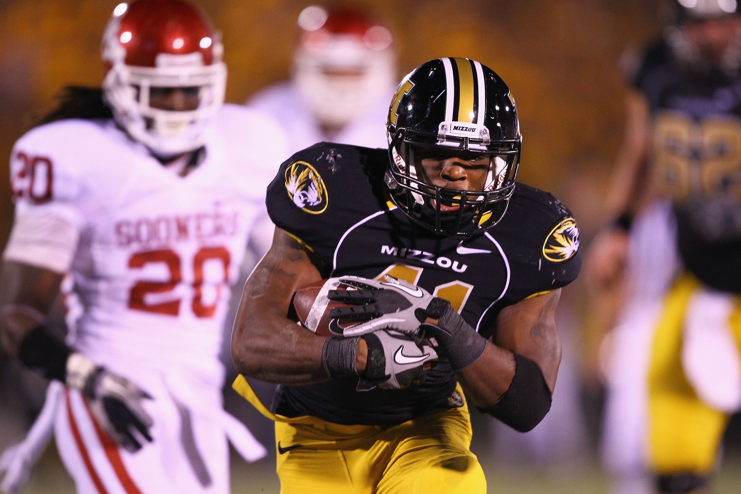 COLUMBIA, MO - OCTOBER 23: Henry Josey #41 of the Missouri Tigers in action against the Oklahoma Sooners at Faurot Field/Memorial Stadium on October 23, 2010 in Columbia, Missouri. The Tigers beat the Sooners 36-27. (Photo by Dilip Vishwanat/Getty Image COLUMBIA, MO - OCTOBER 23: Henry Josey #41 of the Missouri Tigers in action against the Oklahoma Sooners at Faurot Field/Memorial Stadium on October 23, 2010 in Columbia, Missouri. The Tigers beat the Sooners 36-27. (Photo by Dilip Vishwanat/Getty Image