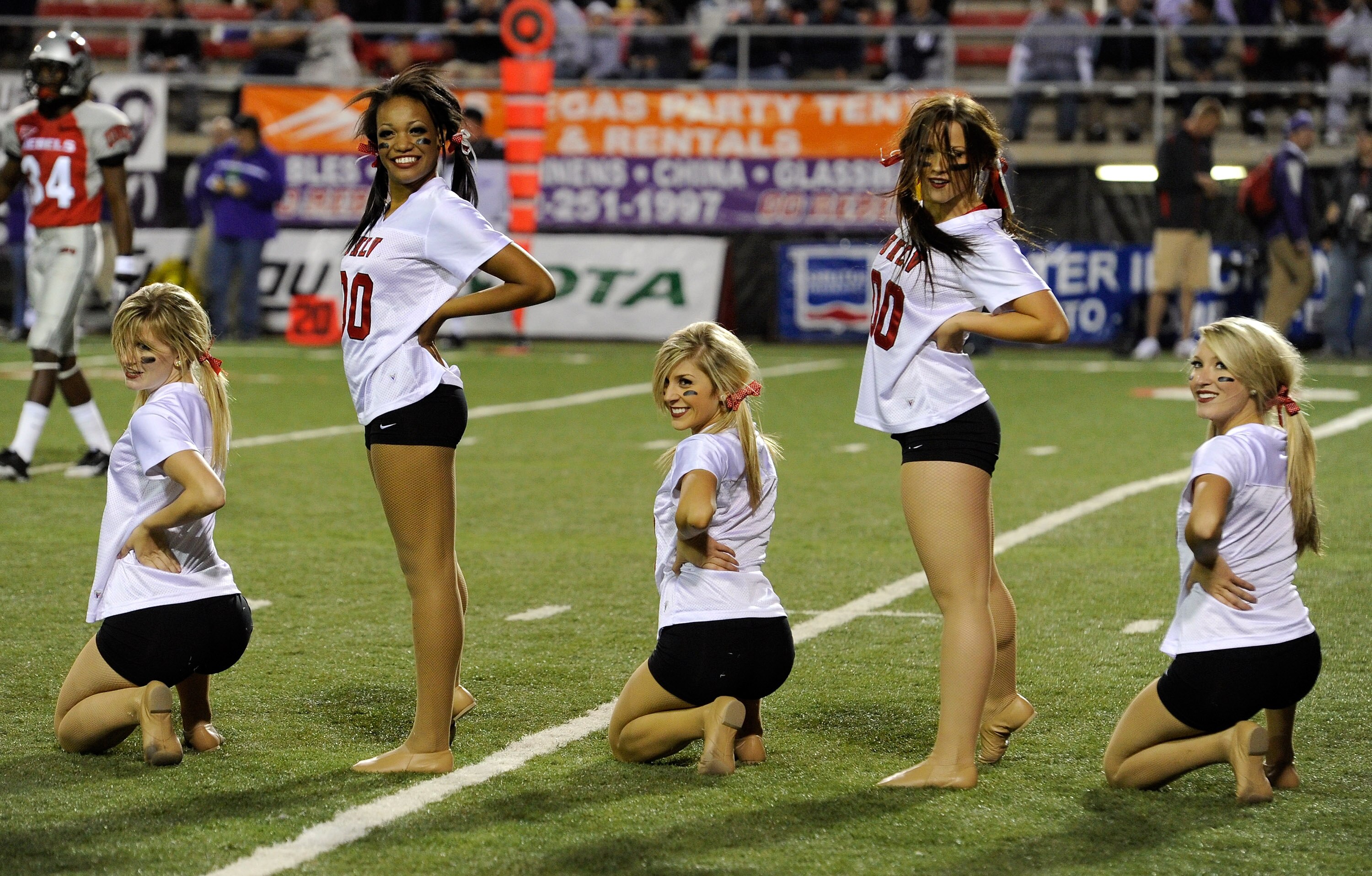 LAS VEGAS - OCTOBER 30:  Members of the UNLV Rebels dance team perform during the Rebels' game against the Texas Christian University Horned Frogs at Sam Boyd Stadium October 30, 2010 in Las Vegas, Nevada. TCU won 48-6.  (Photo by Ethan Miller/Getty Image