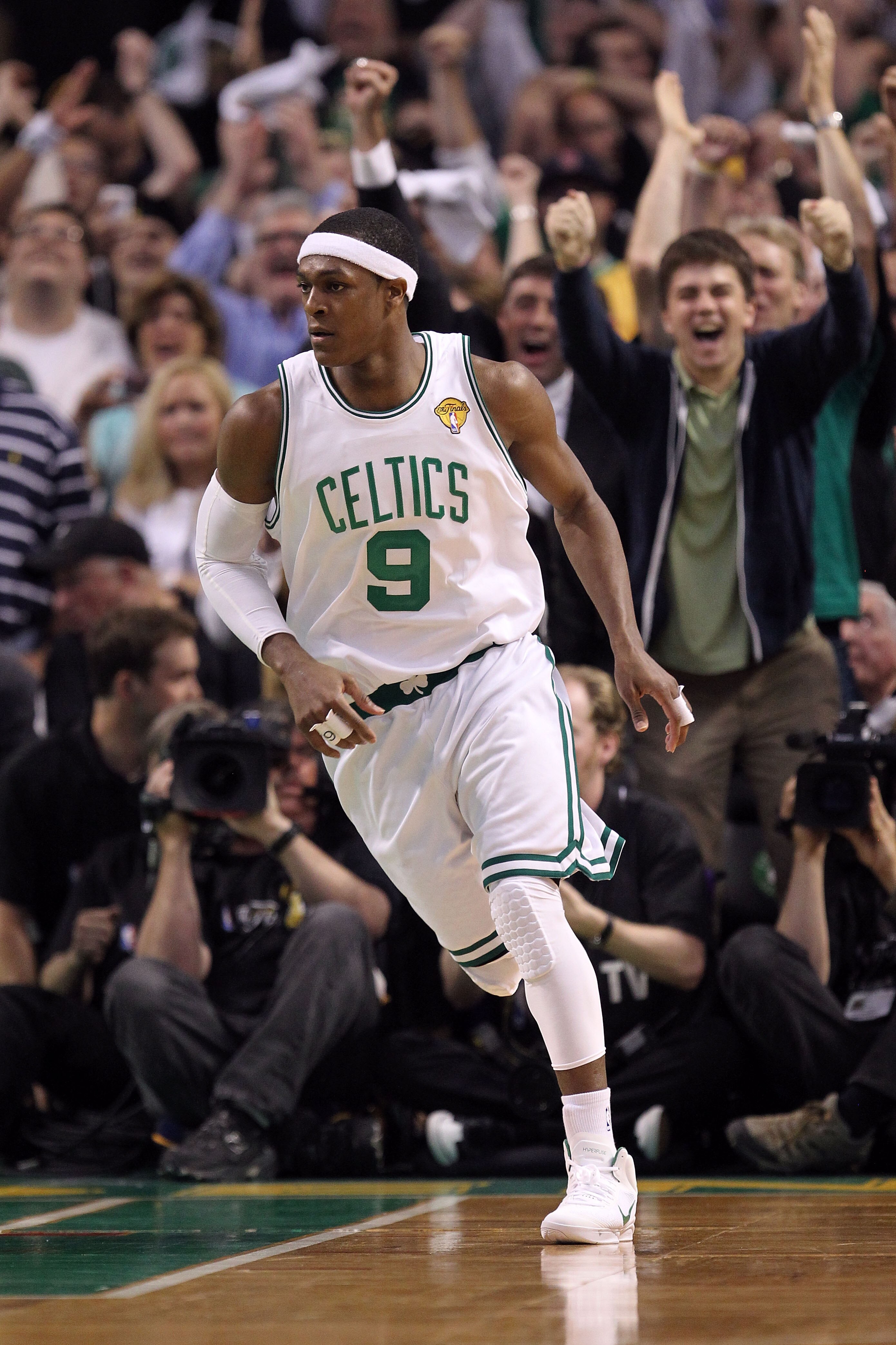 BOSTON - JUNE 10:  Rajon Rondo #9 of the Boston Celltics reacts in the fourth quarter against the Los Angeles Lakers during Game Four of the 2010 NBA Finals on June 10, 2010 at TD Garden in Boston, Massachusetts. NOTE TO USER: User expressly acknowledges