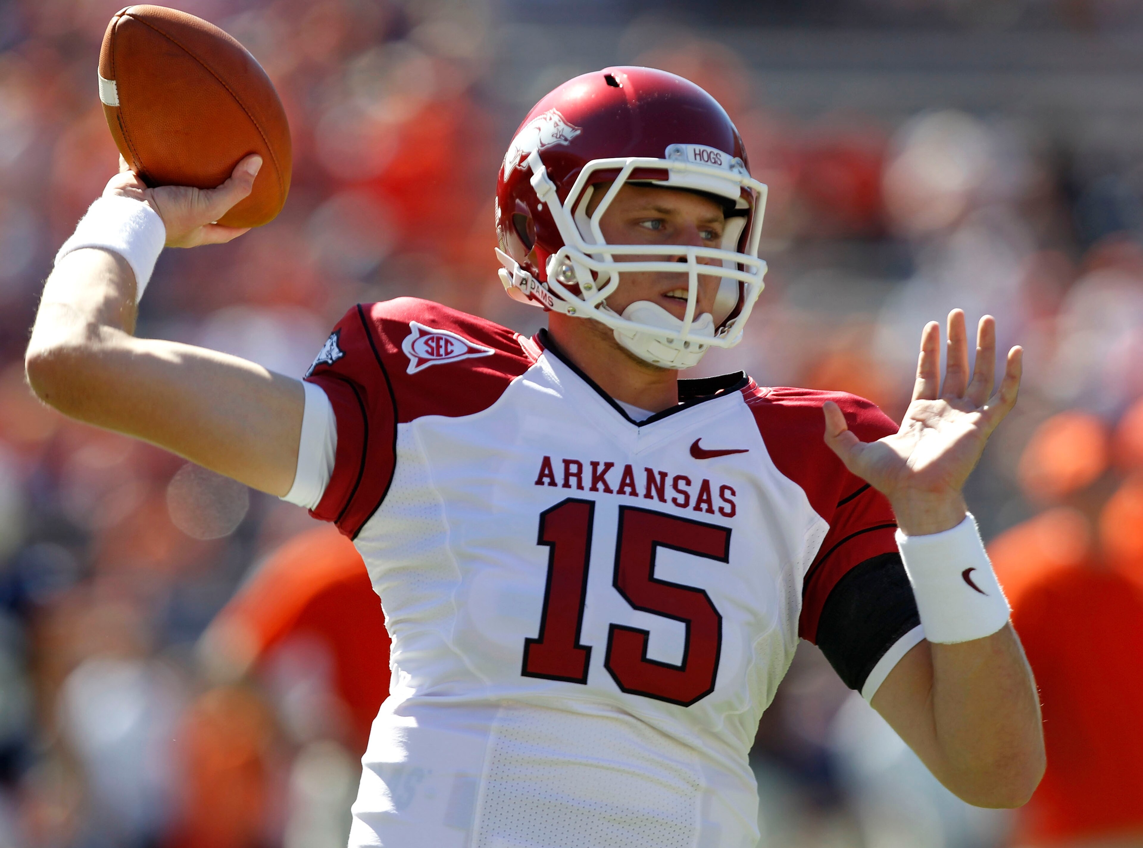 AUBURN, AL - OCTOBER 16: Quarterback Ryan Mallett #15 of the Arkansas Razorbacks warms up before the game against the Auburn Tigers at Jordan-Hare Stadium on October 16, 2010 in Auburn, Alabama. The Tigers beat the Razorbacks 65-43. (Photo by Mike Zarr AUBURN, AL - OCTOBER 16: Quarterback Ryan Mallett #15 of the Arkansas Razorbacks warms up before the game against the Auburn Tigers at Jordan-Hare Stadium on October 16, 2010 in Auburn, Alabama. The Tigers beat the Razorbacks 65-43. (Photo by Mike Zarr