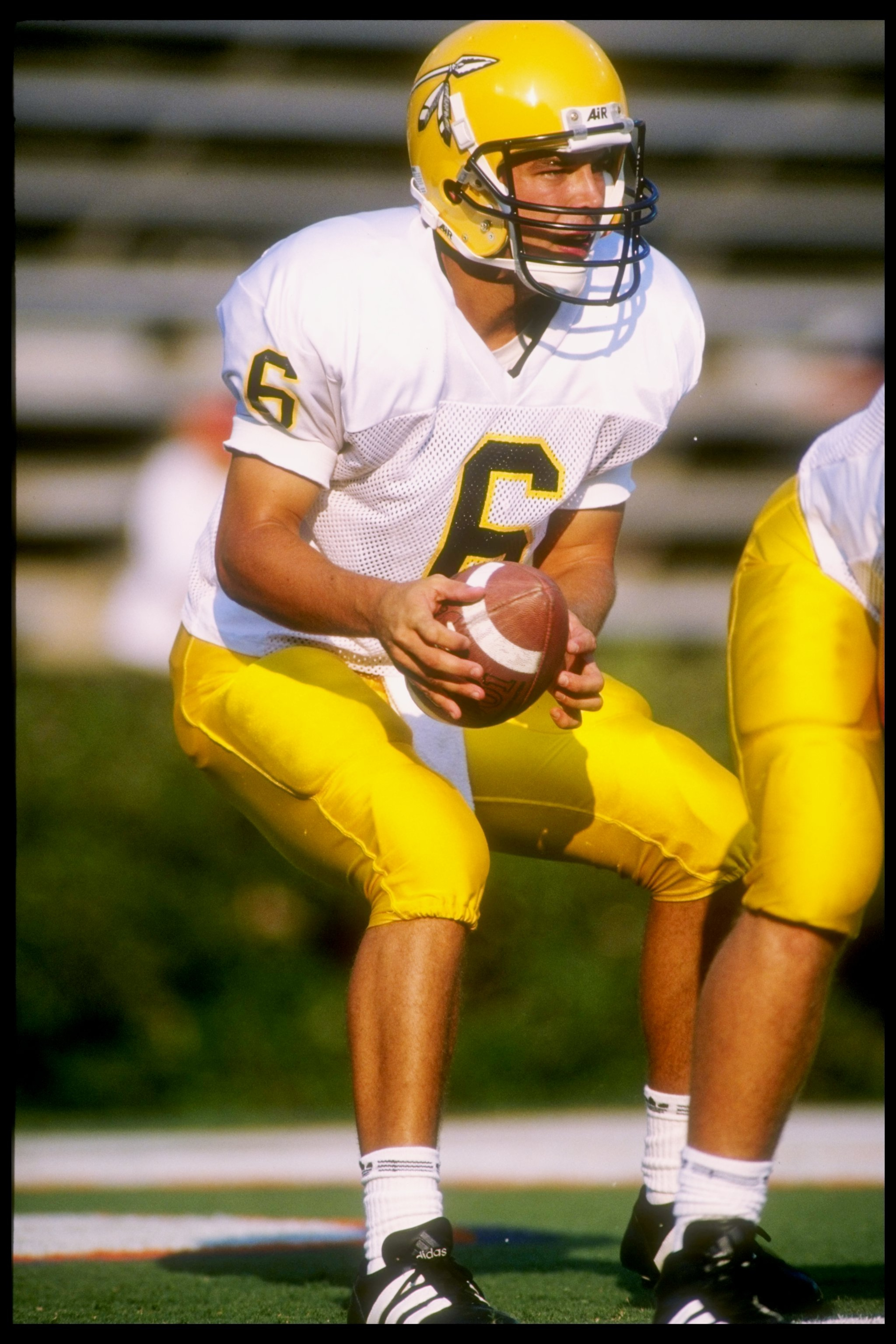 9 Sep 1995:  Quarterback Jeff Peters of the Tennessee-Chattanooga Moccasins drops back to pass during a game against the Auburn Tigers at Jordan-Hare Stadium in Auburn, Alabama.  Auburn won the game 76-10. Mandatory Credit: Jamie Squire  /Allsport