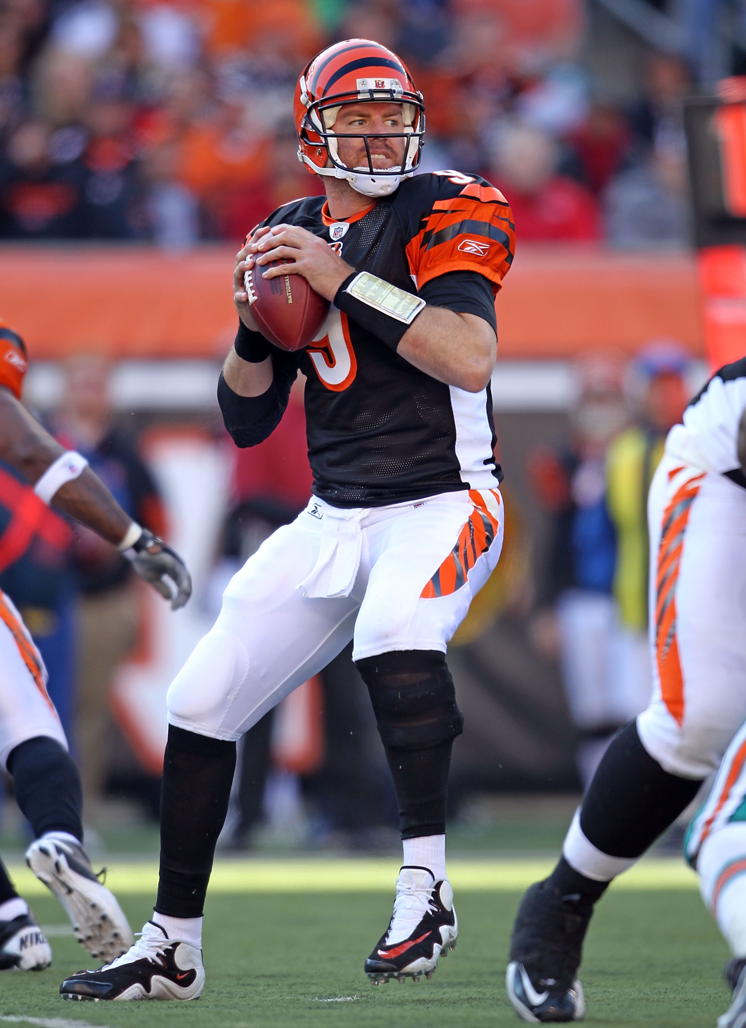 CINCINNATI - OCTOBER 31: Carson Palmer #9 of the Cincinnati Bengals throws a pass during the NFL game against the Miami Dolphins at Paul Brown Stadium on October 31, 2010 in Cincinnati, Ohio. (Photo by Andy Lyons/Getty Images) CINCINNATI - OCTOBER 31: Carson Palmer #9 of the Cincinnati Bengals throws a pass during the NFL game against the Miami Dolphins at Paul Brown Stadium on October 31, 2010 in Cincinnati, Ohio. (Photo by Andy Lyons/Getty Images)