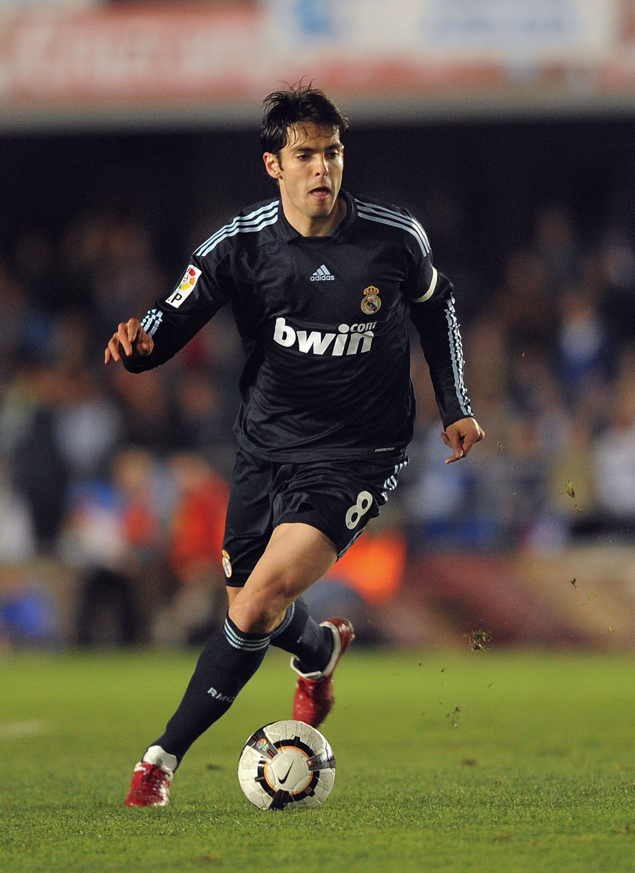 JEREZ DE LA FRONTERA, SPAIN - FEBRUARY 13: Kaka  of Real Madrid in action during the La Liga match between Xerez CD and Real Madrid at Estadio Municipal de Chapin on February 13, 2010 in Jerez de la Frontera, Spain.  (Photo by Denis Doyle/Getty Images)