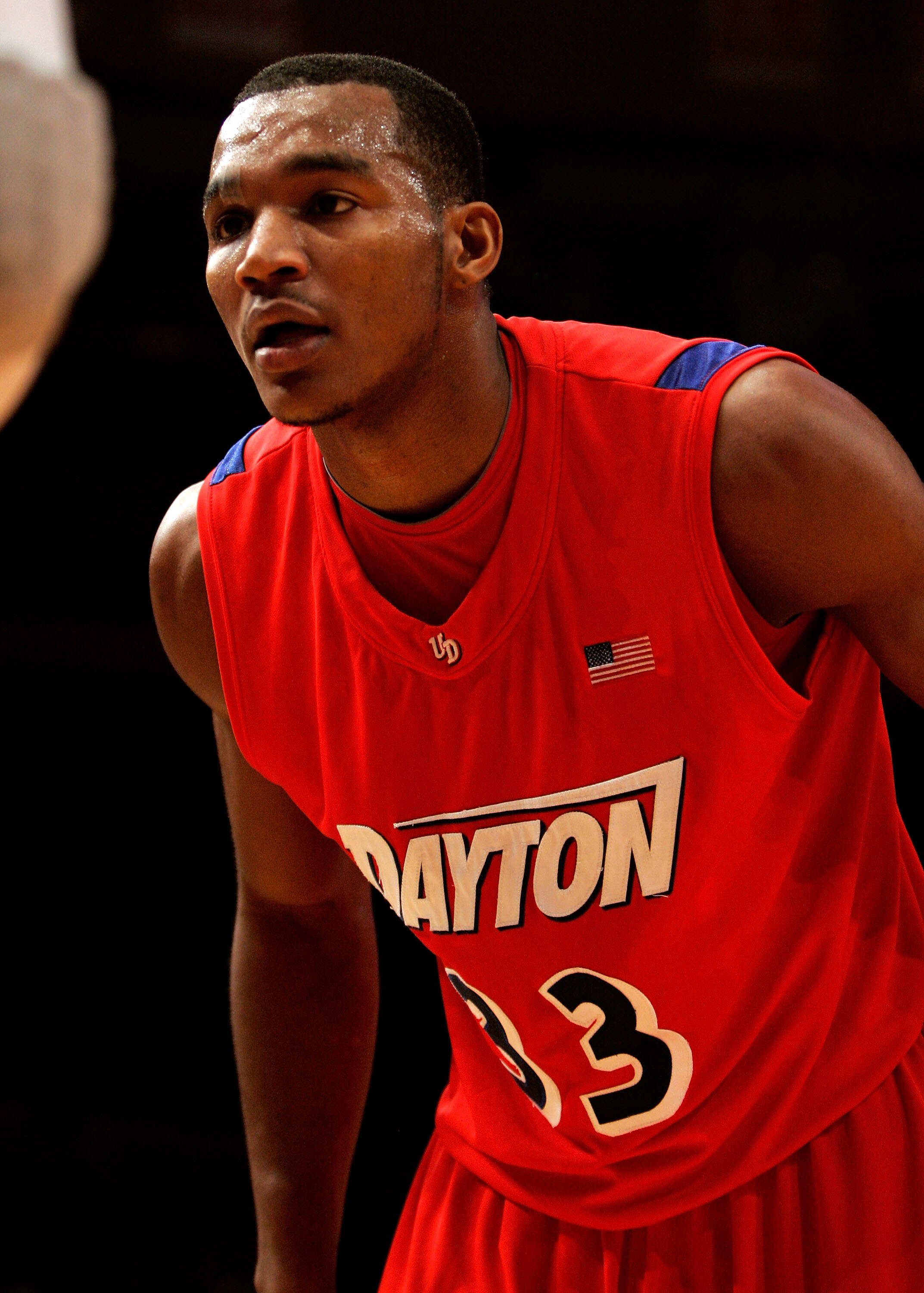 NEW YORK - JANUARY 13: Chris Wright #33 of the Dayton Flyers defends an inbound pass against the Fordham Rams at Madison Square Garden on January 13, 2010 in New York, New York.  (Photo by Mike Lawrie/Getty Images)