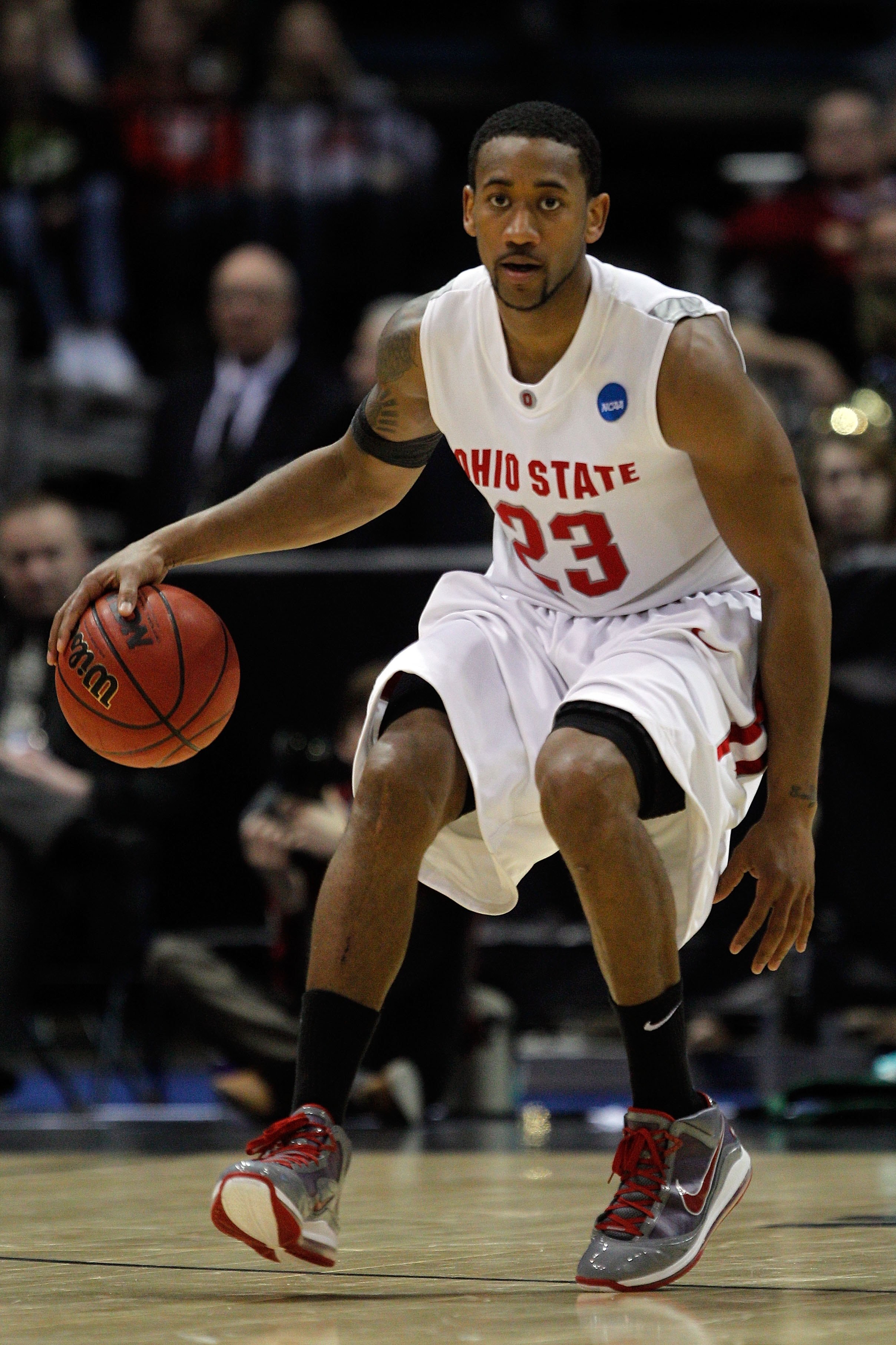 MILWAUKEE - MARCH 21:  David Lighty #23 of the Ohio State Buckeyes moves the ball while taking on the Georgia Tech Yellow Jackets during the second round of the 2010 NCAA men's basketball tournament at the Bradley Center on March 21, 2010 in Milwaukee, Wi