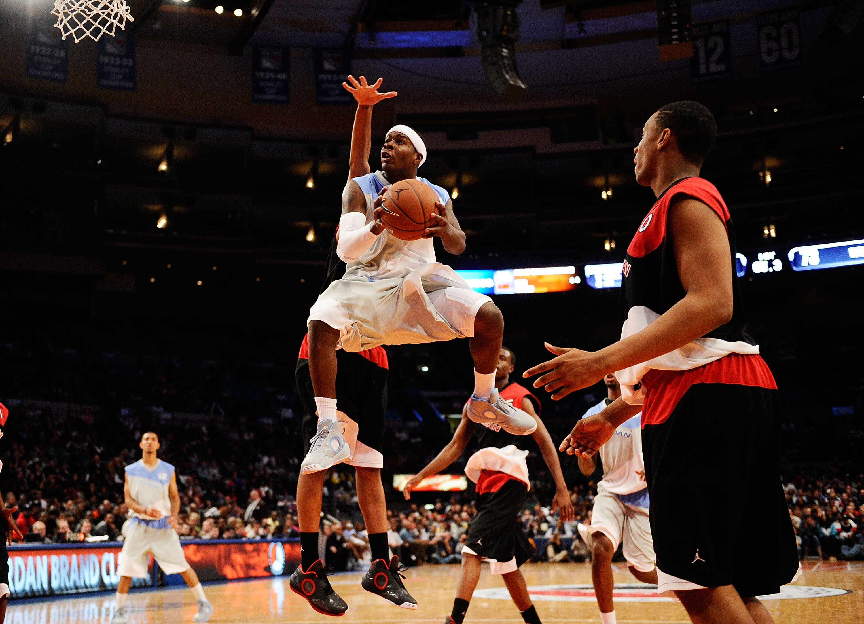 NEW YORK - APRIL 17:  Josh Selby #32 of West Team goes up for a shot against East Team during the National Game at the 2010 Jordan Brand classic at Madison Square Garden on April 17, 2010 in New York City.  (Photo by Jeff Zelevansky/Getty Images for Jorda