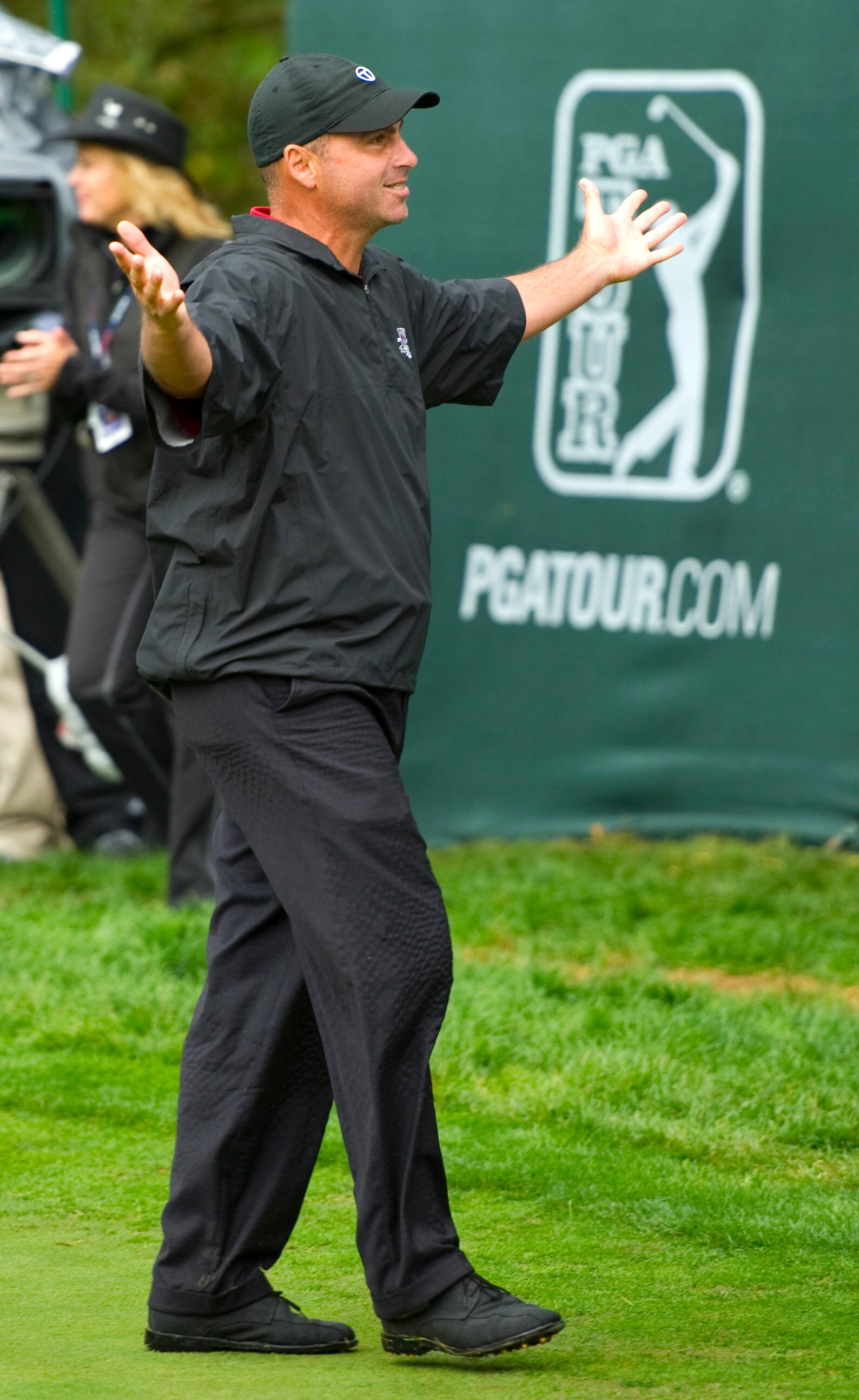SAN MARTIN, CA - OCTOBER 17:  Rocco Mediate celebrates after winning the Frys.com Open at the CordeValle Golf Club on October 17, 2010 in San Martin, California.  (Photo by Robert Laberge/Getty Images)