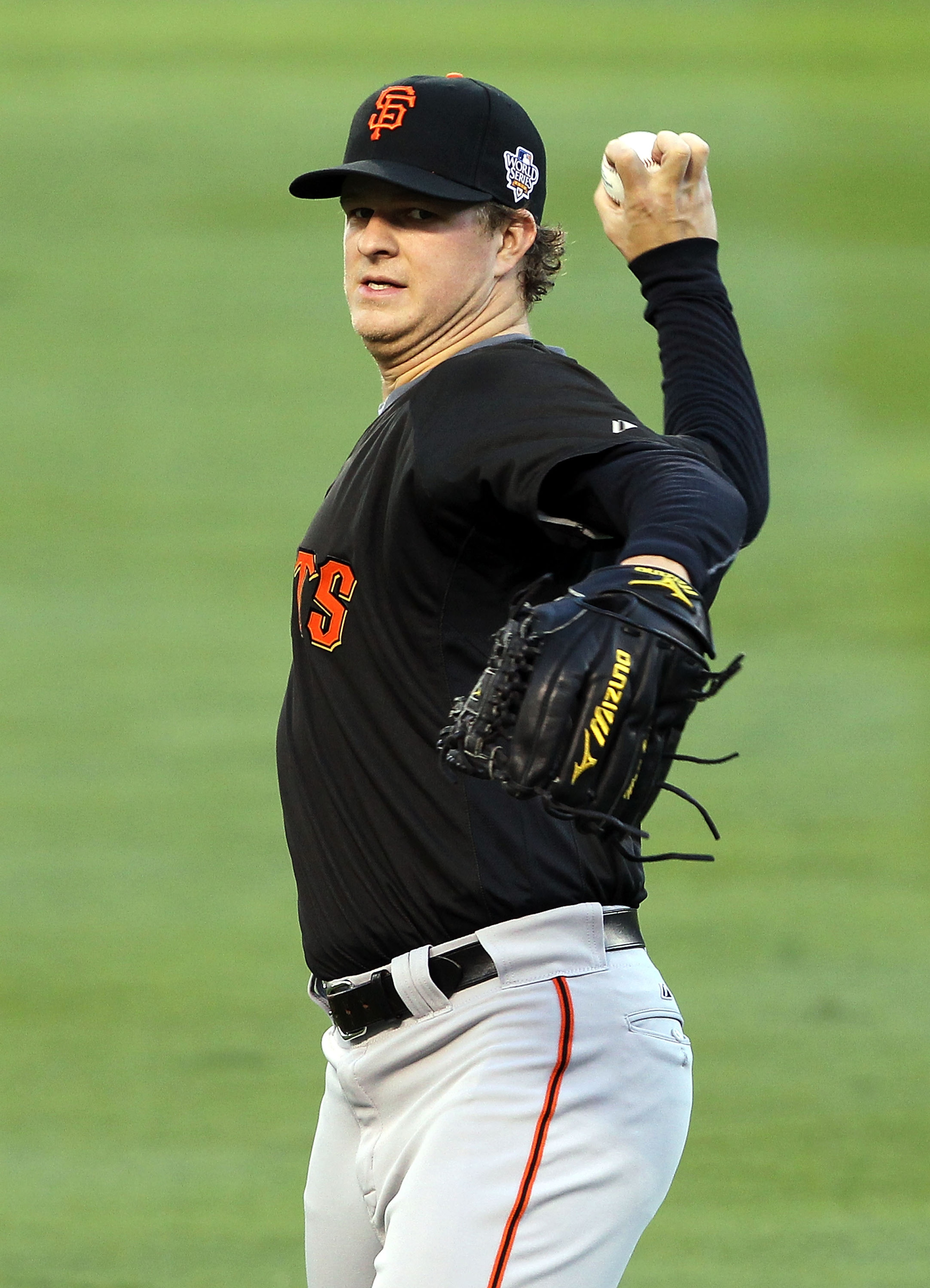 ARLINGTON, TX - OCTOBER 29:  Matt Cain of the San Francisco Giants during a team workout for the 2010 World Series at Rangers Ballpark in Arlington on October 29, 2010 in Arlington, Texas.  (Photo by Ronald Martinez/Getty Images)