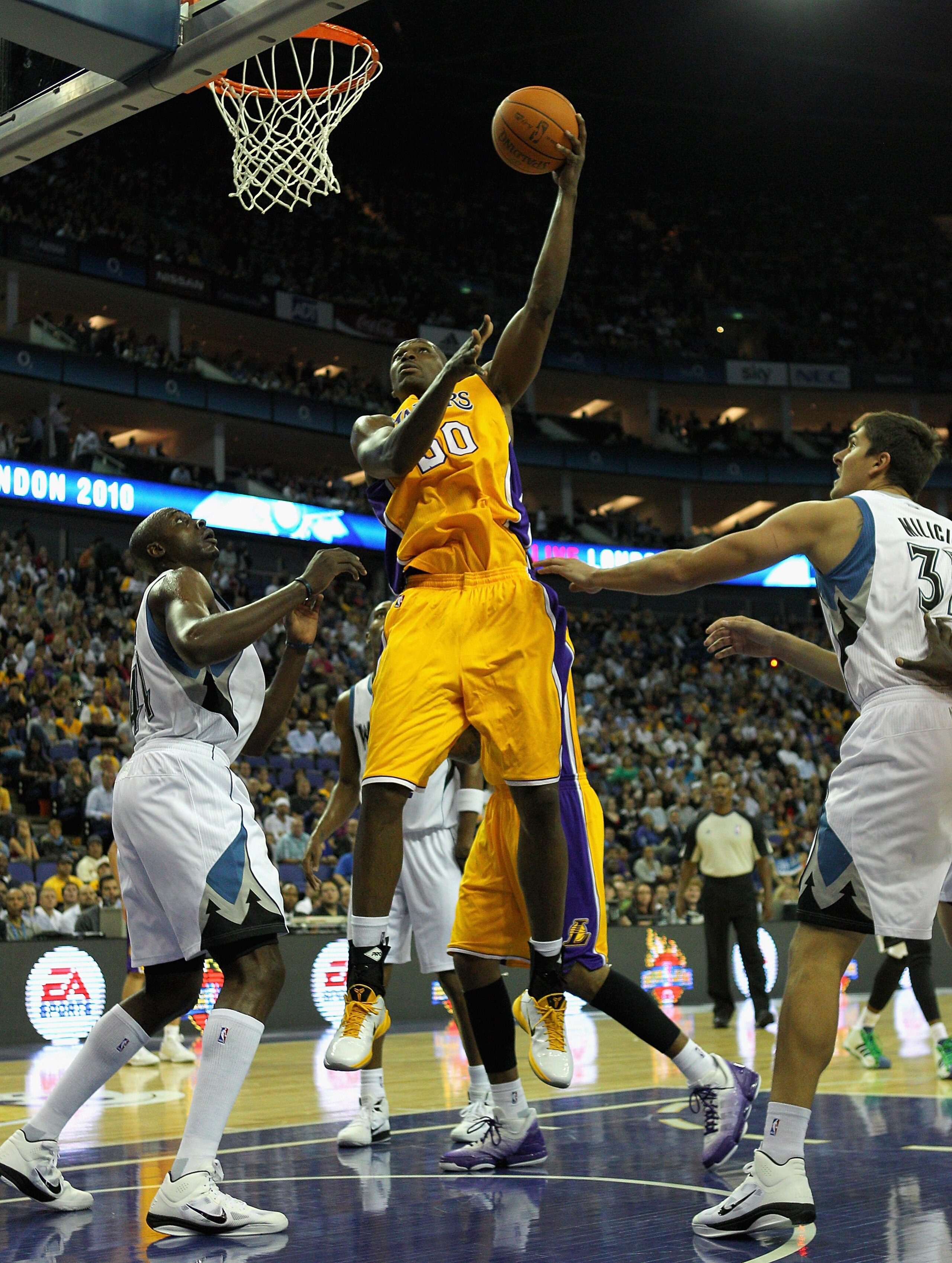 LONDON, ENGLAND - OCTOBER 04: Theo Ratliff of the Los Angeles Lakers in action during the NBA Europe Live match between the Los Angeles Lakers and the Minnesota Timberwolves at the O2 arena on October 4, 2010 in London, England. (Photo by Clive Rose/Get LONDON, ENGLAND - OCTOBER 04: Theo Ratliff of the Los Angeles Lakers in action during the NBA Europe Live match between the Los Angeles Lakers and the Minnesota Timberwolves at the O2 arena on October 4, 2010 in London, England. (Photo by Clive Rose/Get