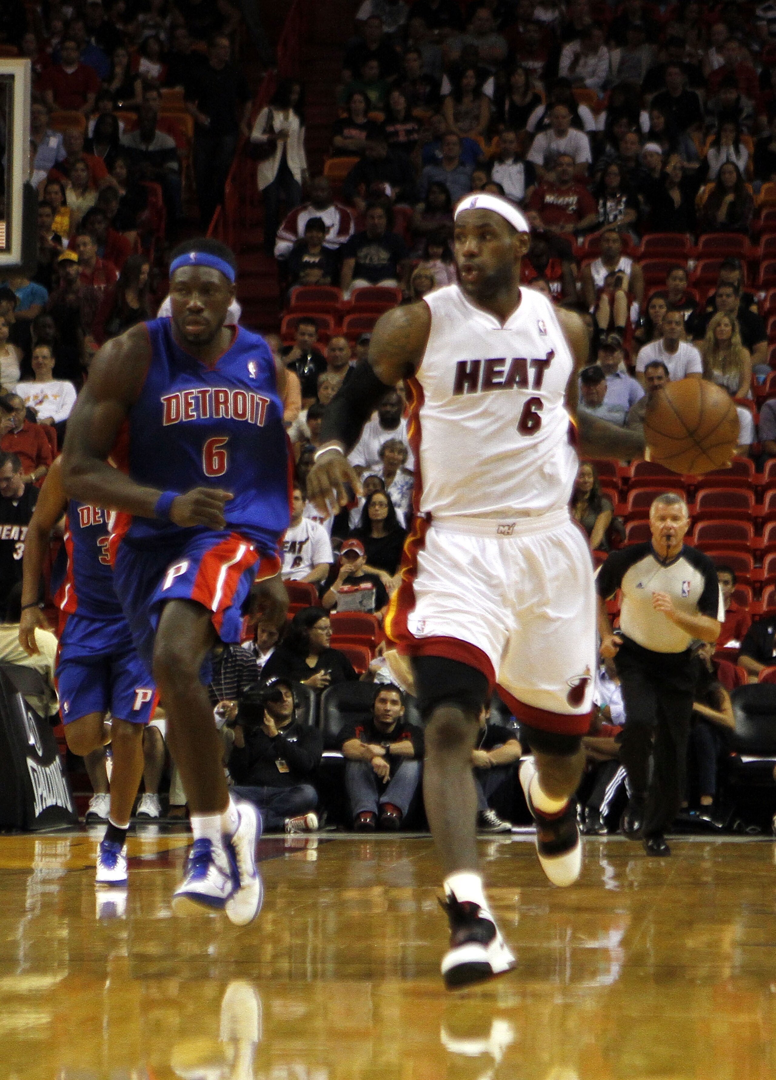 MIAMI - OCTOBER 05: Forward LeBron James #6 drives against Ben Wallace #6 of the Detroit Pistons on October 5, 2010 in Miami, Florida. NOTE TO USER: User expressly acknowledges and agrees that, by downloading and or using this photograph, User is consen MIAMI - OCTOBER 05: Forward LeBron James #6 drives against Ben Wallace #6 of the Detroit Pistons on October 5, 2010 in Miami, Florida. NOTE TO USER: User expressly acknowledges and agrees that, by downloading and or using this photograph, User is consen