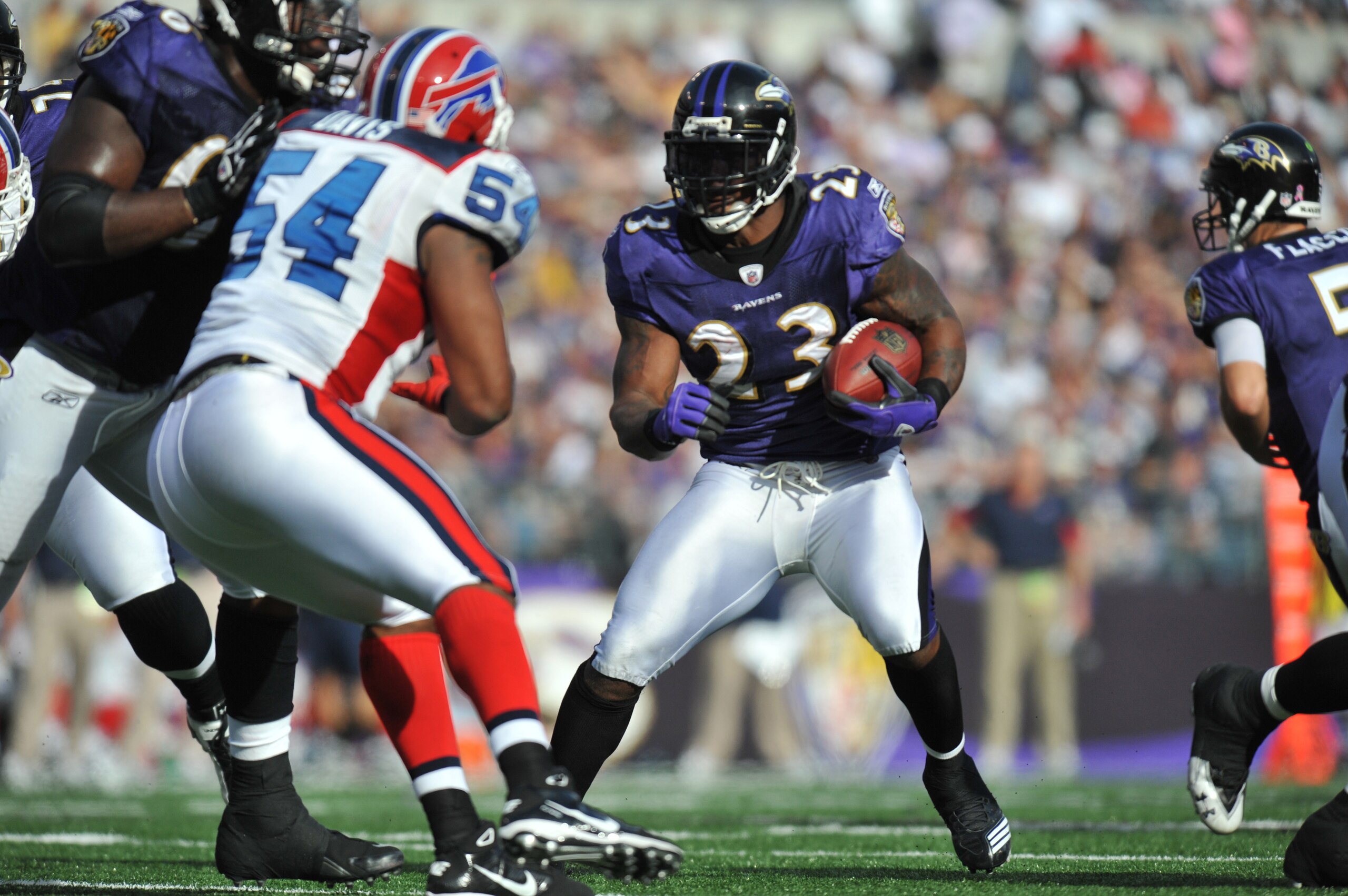 BALTIMORE, MD - OCTOBER 24:  Willis McGahee #23 of the Baltimore Ravens runs the ball against the Buffalo Bills at M&T Bank Stadium on October 24, 2010 in Baltimore, Maryland. The Ravens defeated the Bills 37-34. (Photo by Larry French/Getty Images)