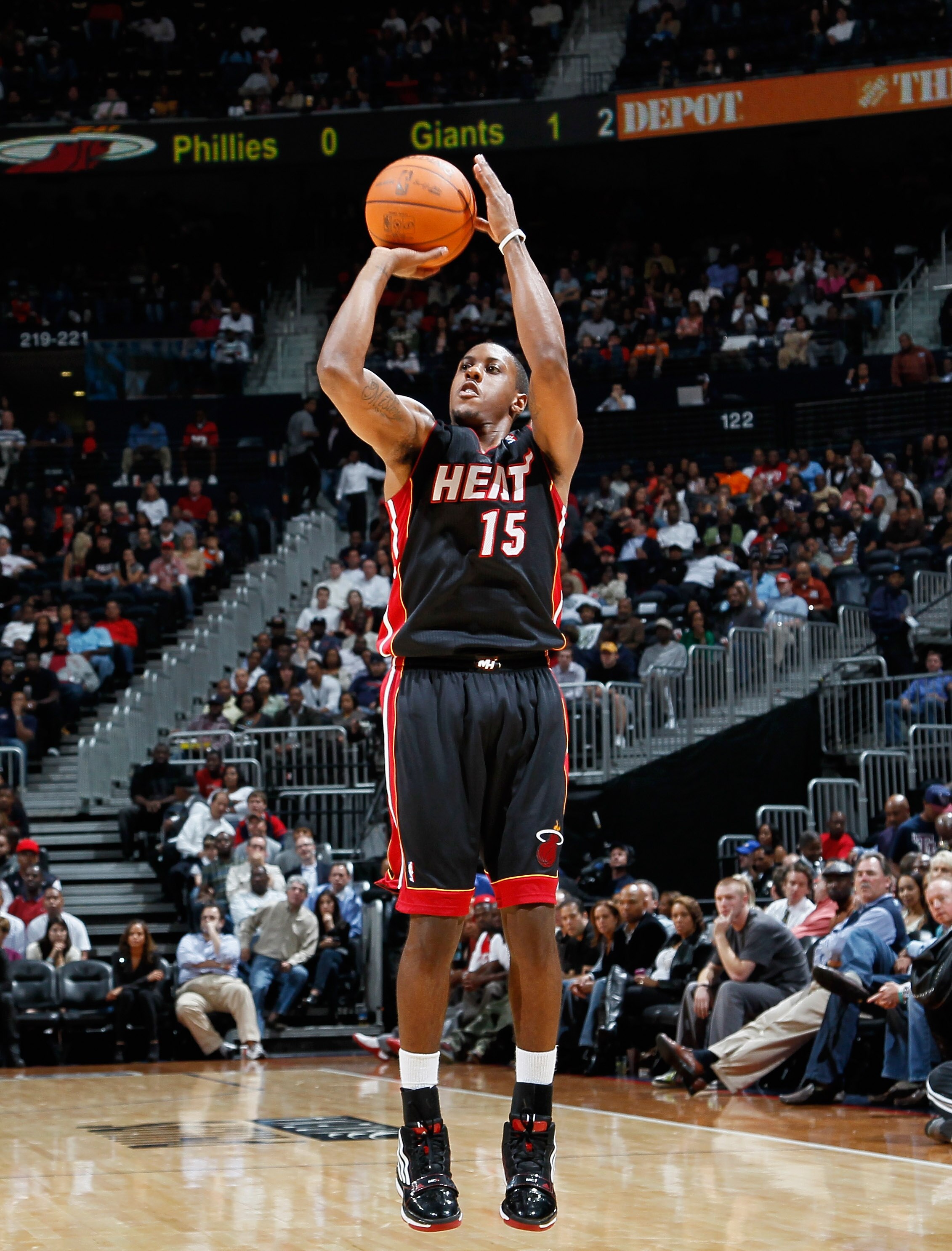 ATLANTA - OCTOBER 21:  Mario Chalmers #15 of the Miami Heat against the Atlanta Hawks at Philips Arena on October 21, 2010 in Atlanta, Georgia.  (Photo by Kevin C. Cox/Getty Images)